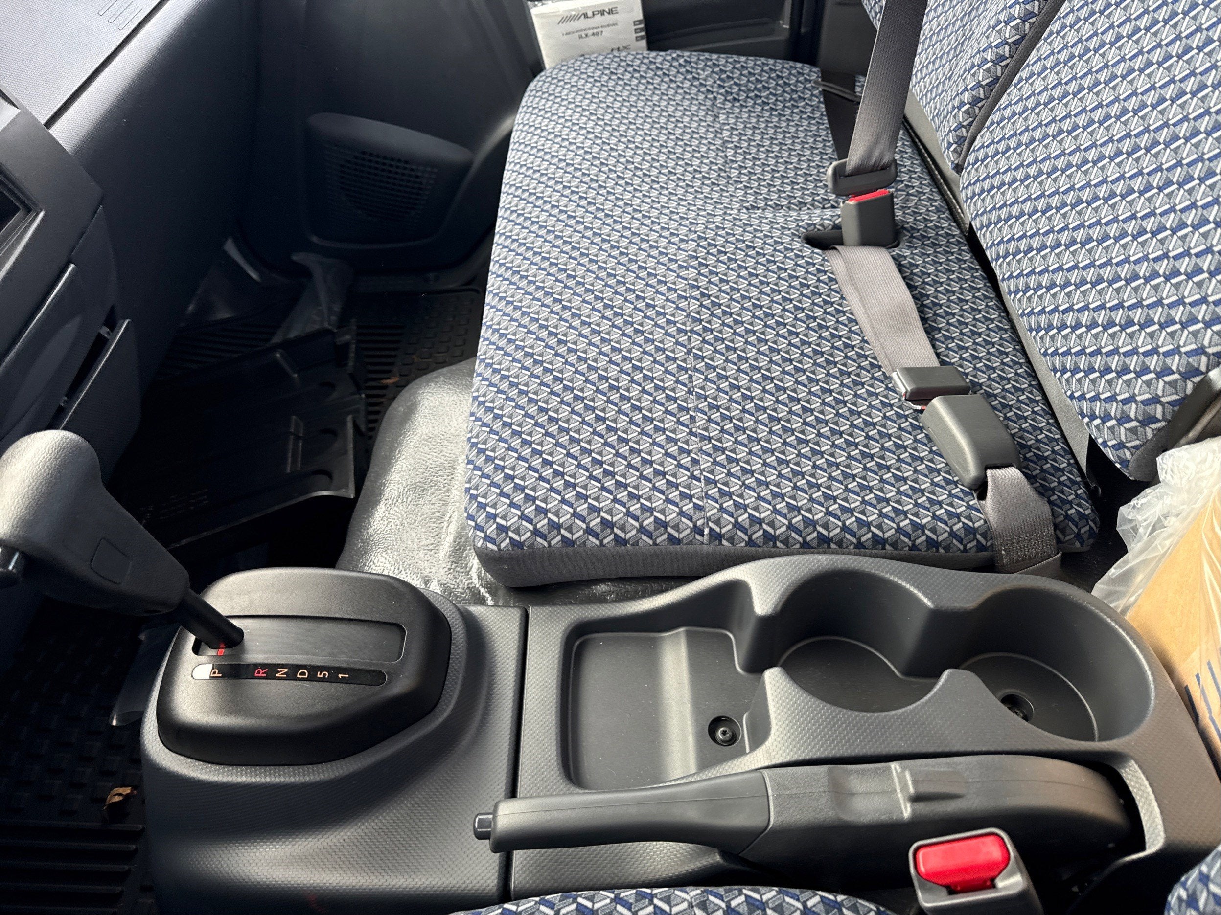 2025 Chevrolet Low Cab Forward 4500 HG Base