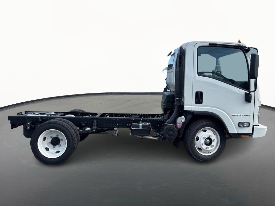 2025 Chevrolet Low Cab Forward 4500 HG Base