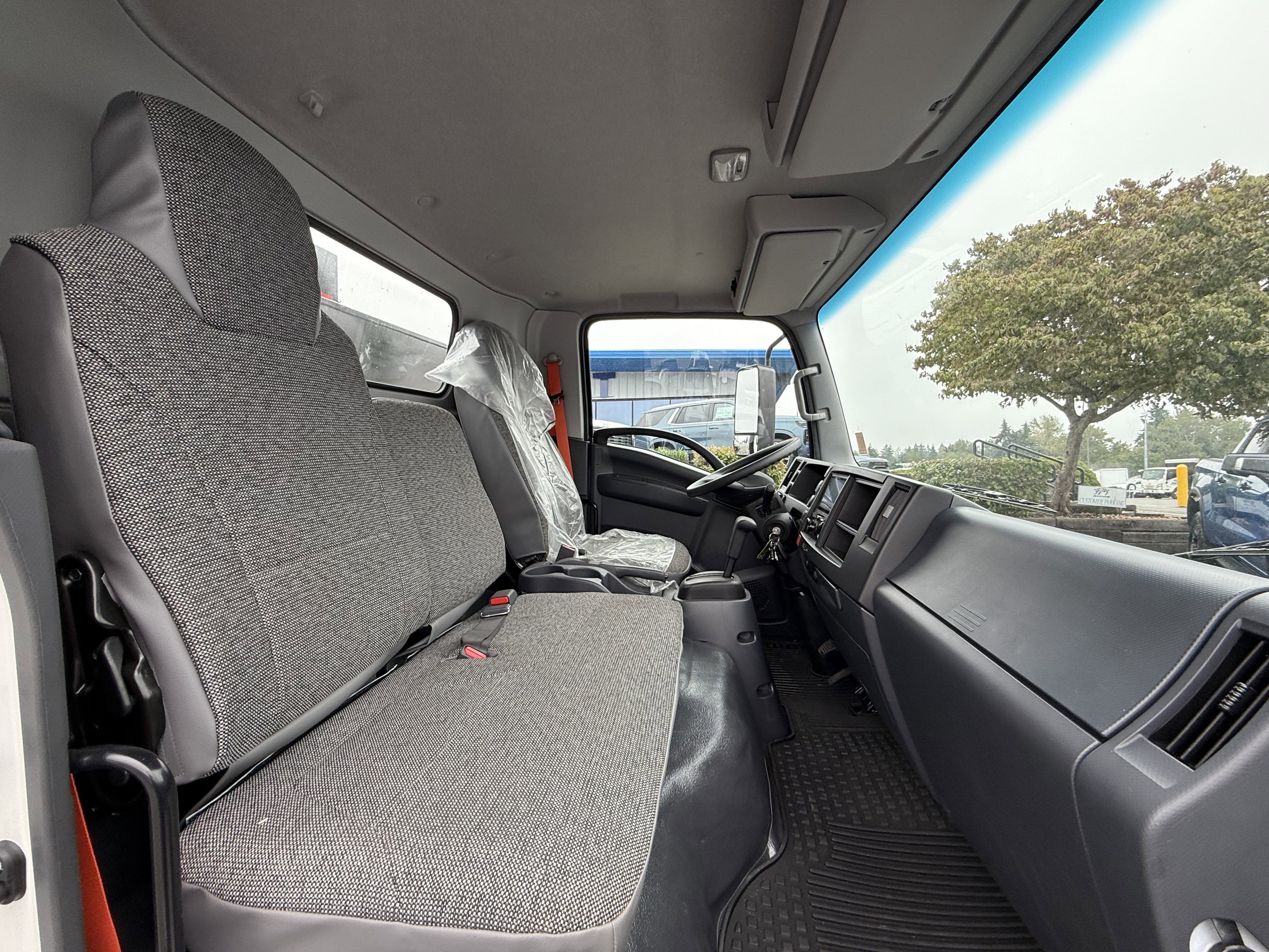 2025 Chevrolet Low Cab Forward 4500 Base