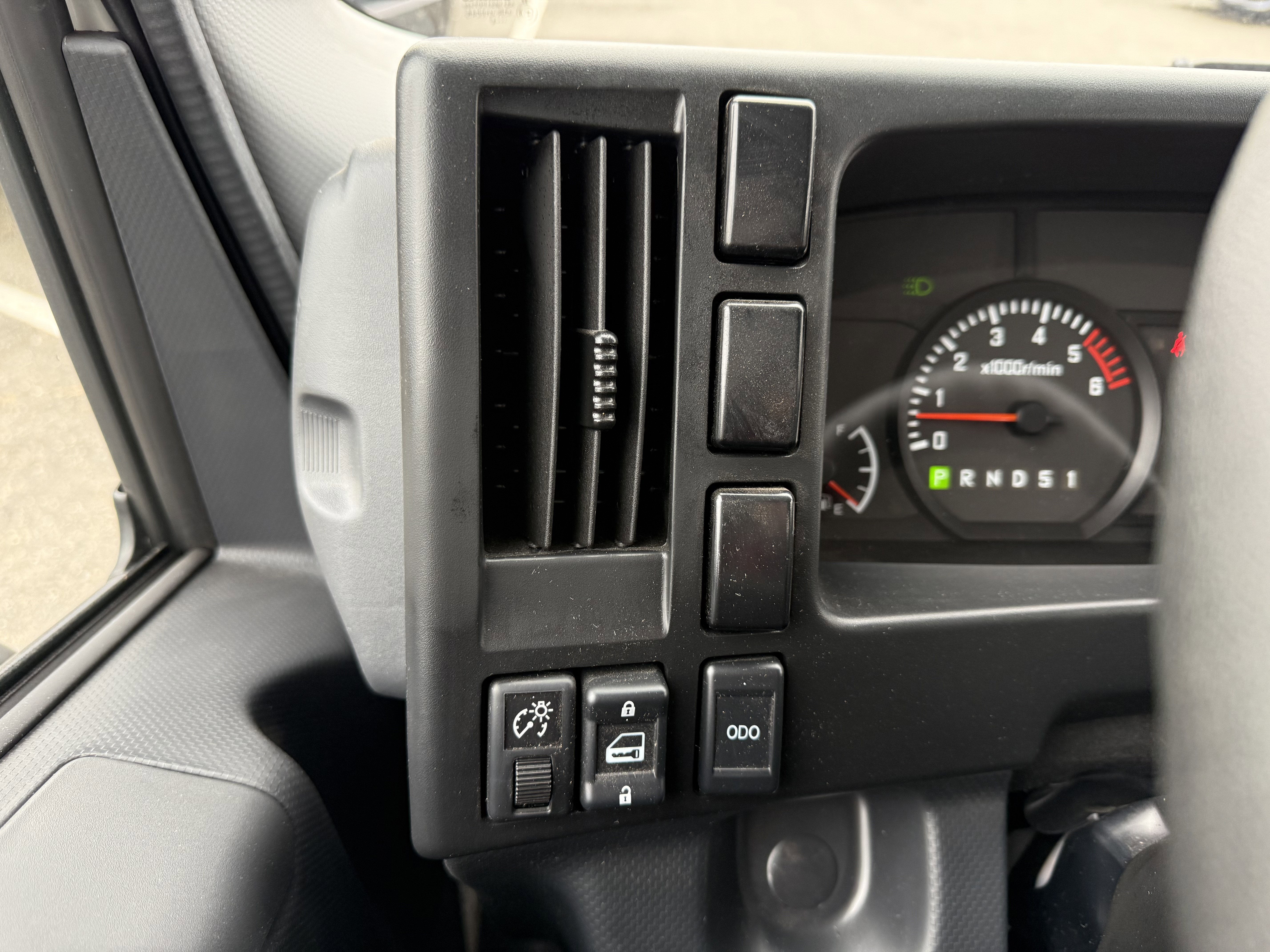 2025 Chevrolet Low Cab Forward 4500 Base