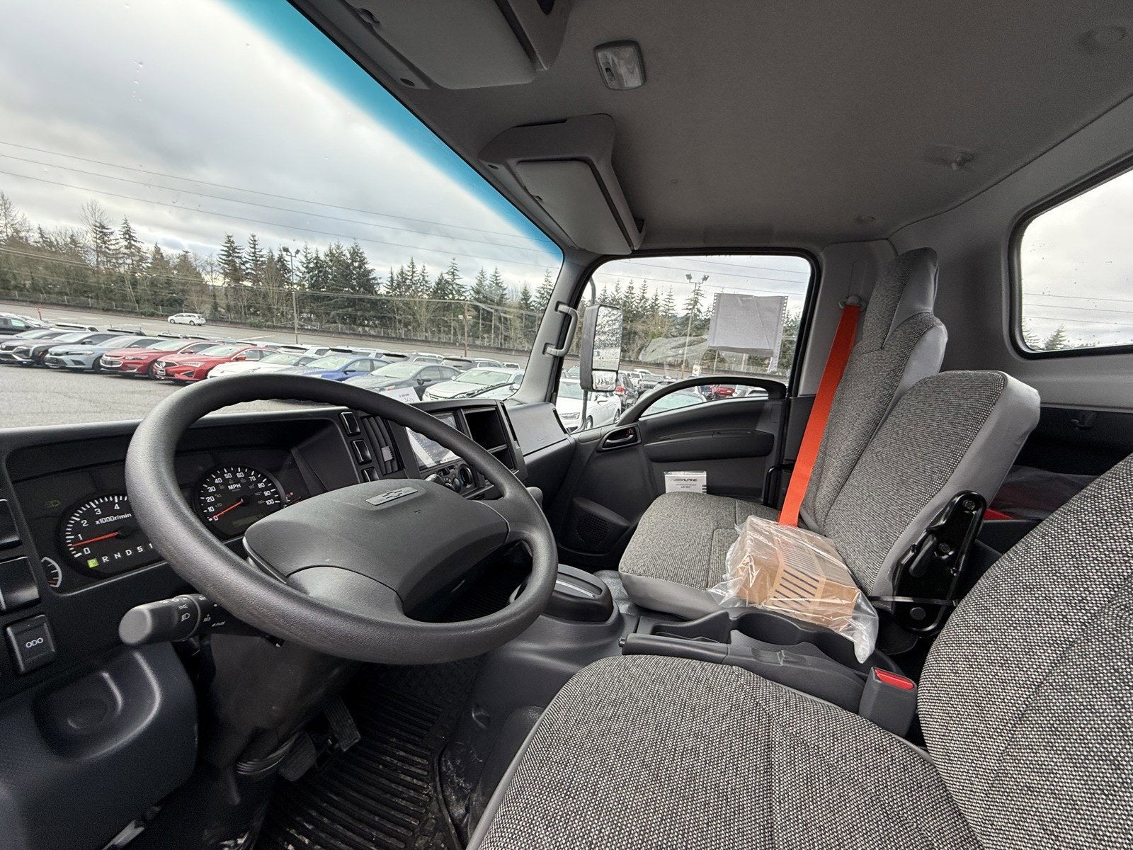 2025 Chevrolet Low Cab Forward 4500 Base