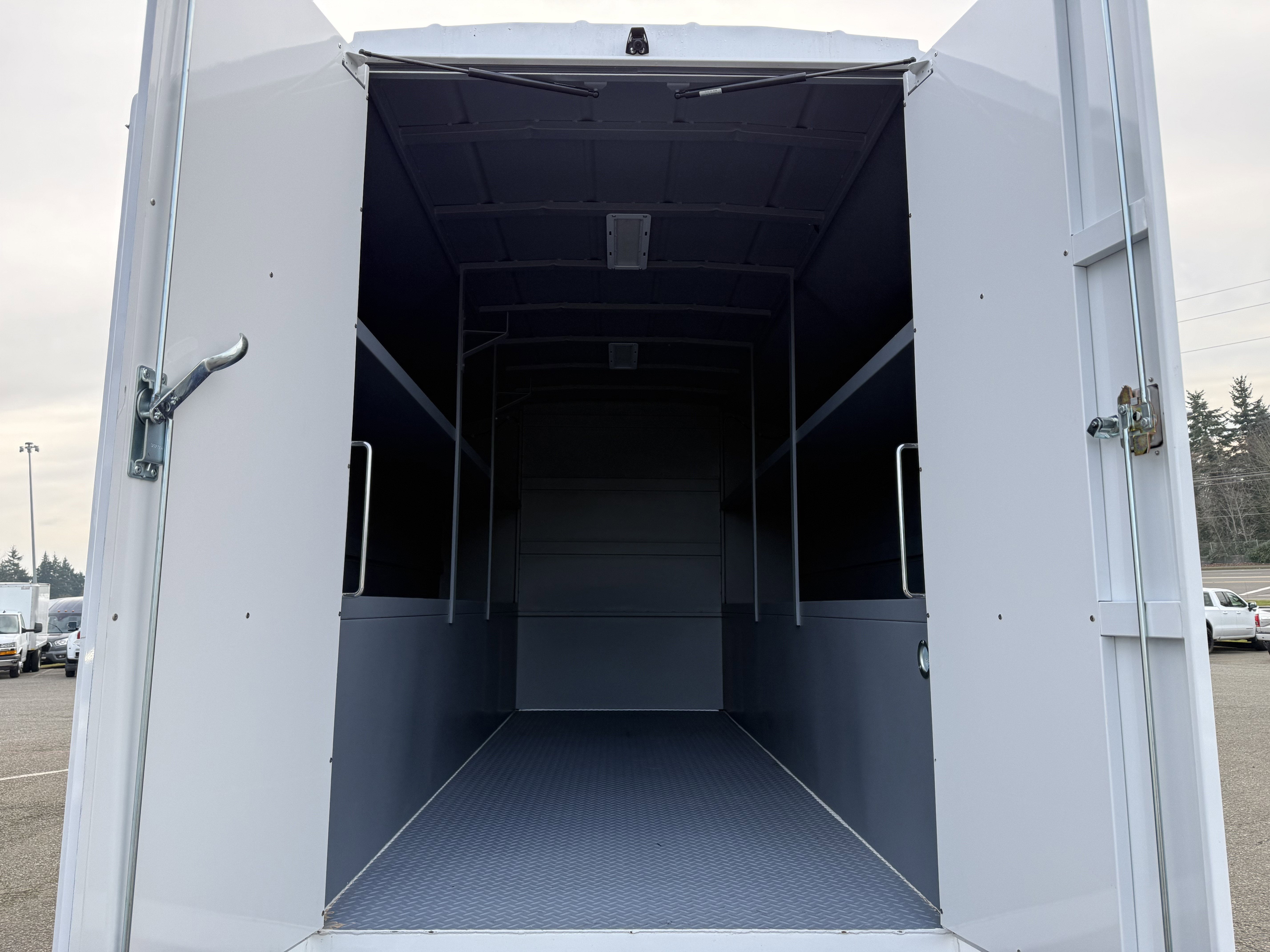 2025 Chevrolet Low Cab Forward 4500 Base