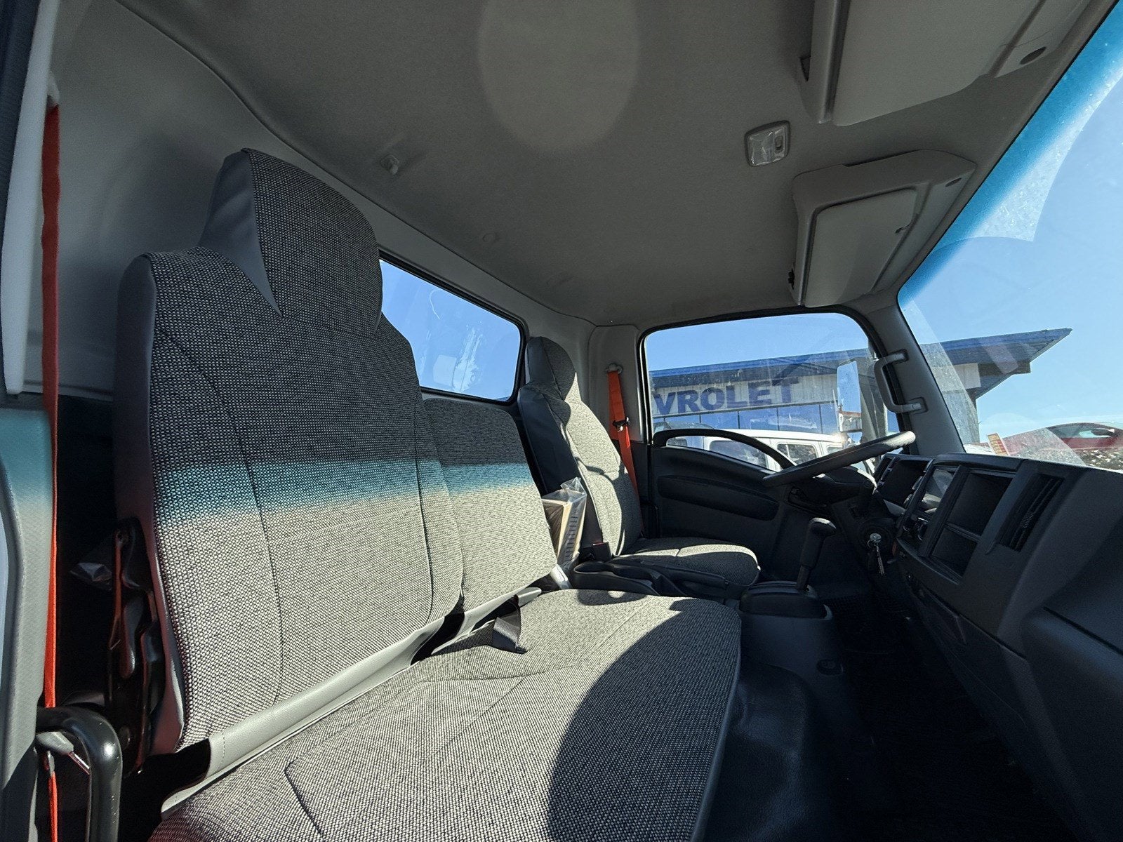 2025 Chevrolet Low Cab Forward 4500 Base