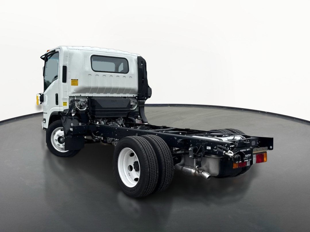 2025 Chevrolet Low Cab Forward 4500 HG Base