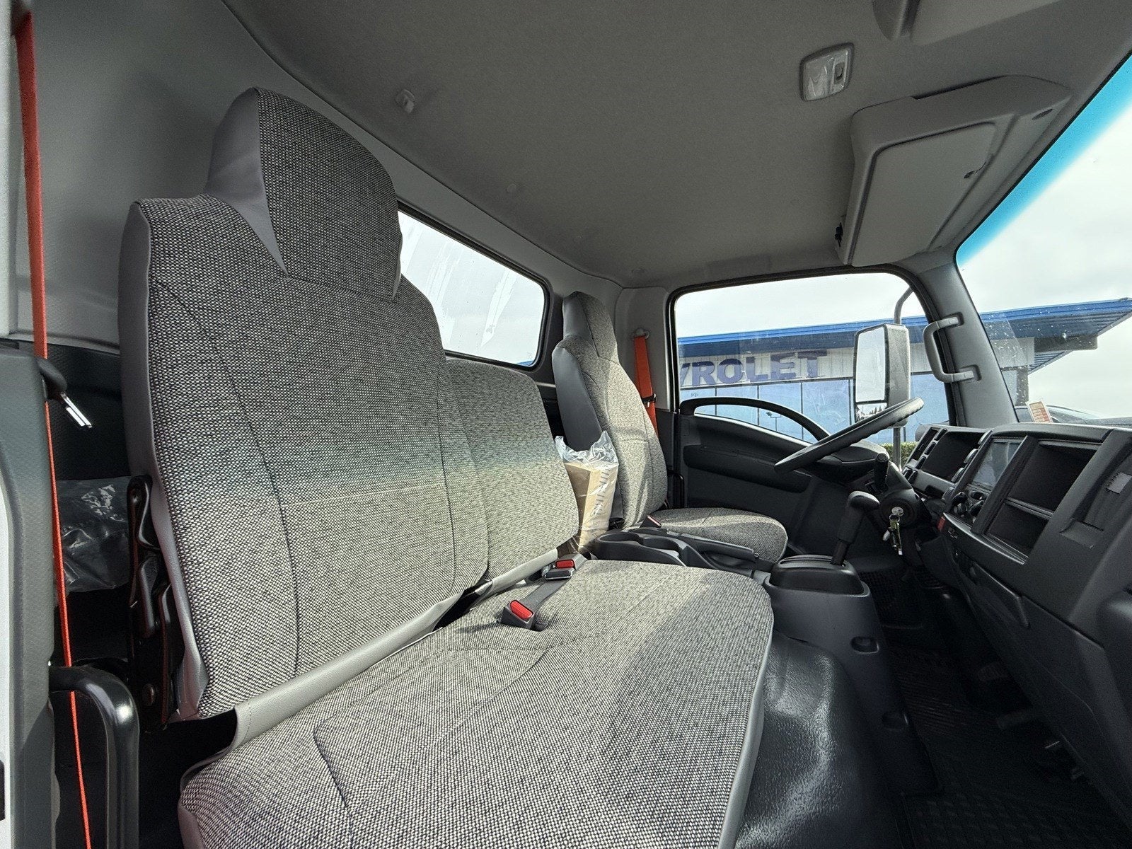 2025 Chevrolet Low Cab Forward 4500 Base