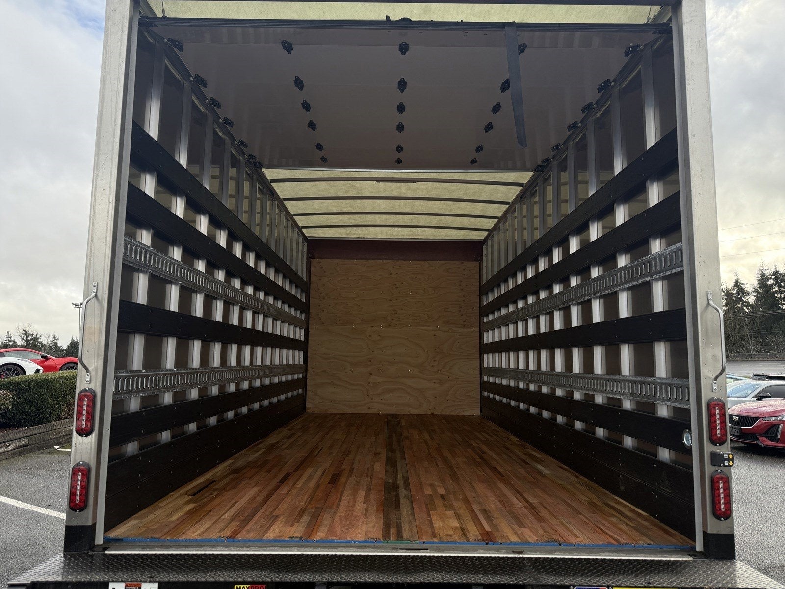 2025 Chevrolet Low Cab Forward 4500 Base