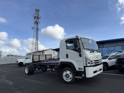 2024 Chevrolet Low Cab Forward 6500 XD Base