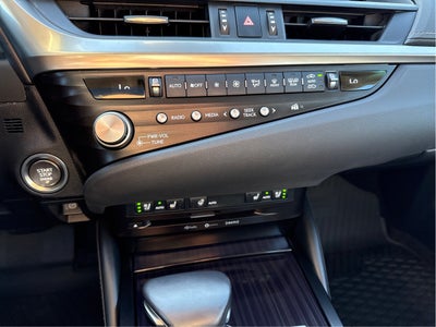 2021 Lexus ES ES 250