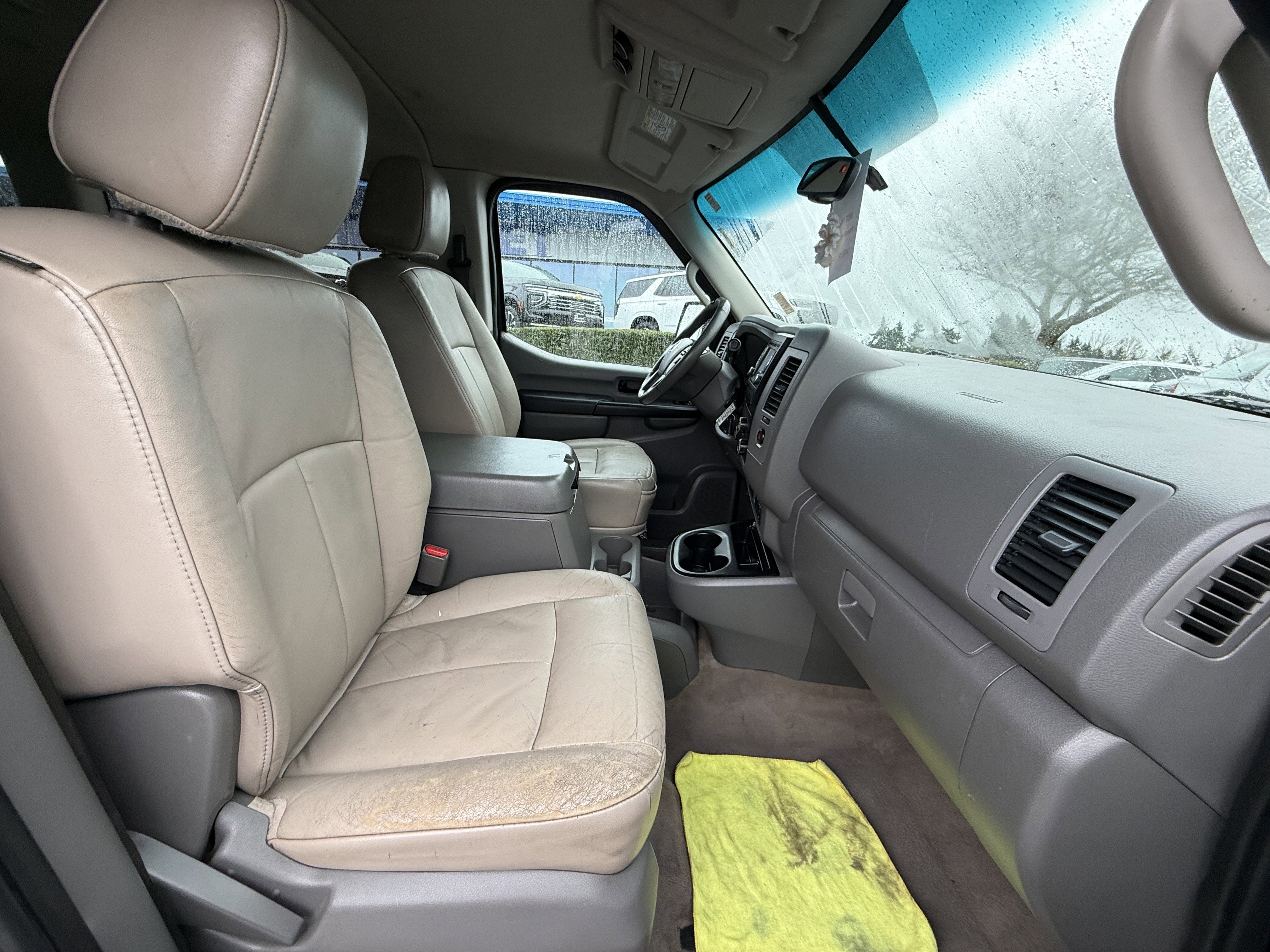 2015 Nissan NV Passenger NV3500 HD SL V8