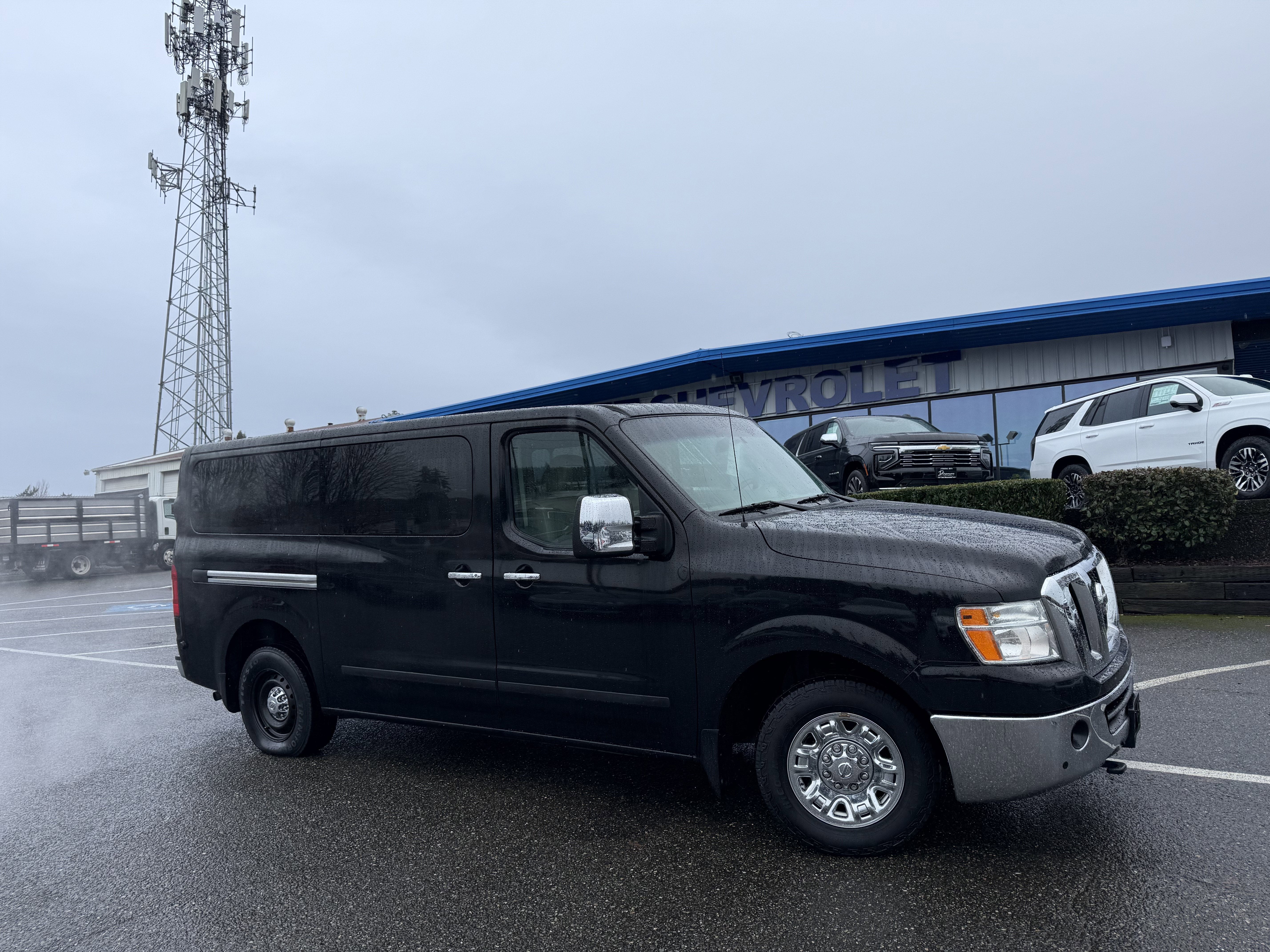 2015 Nissan NV Passenger NV3500 HD SL V8