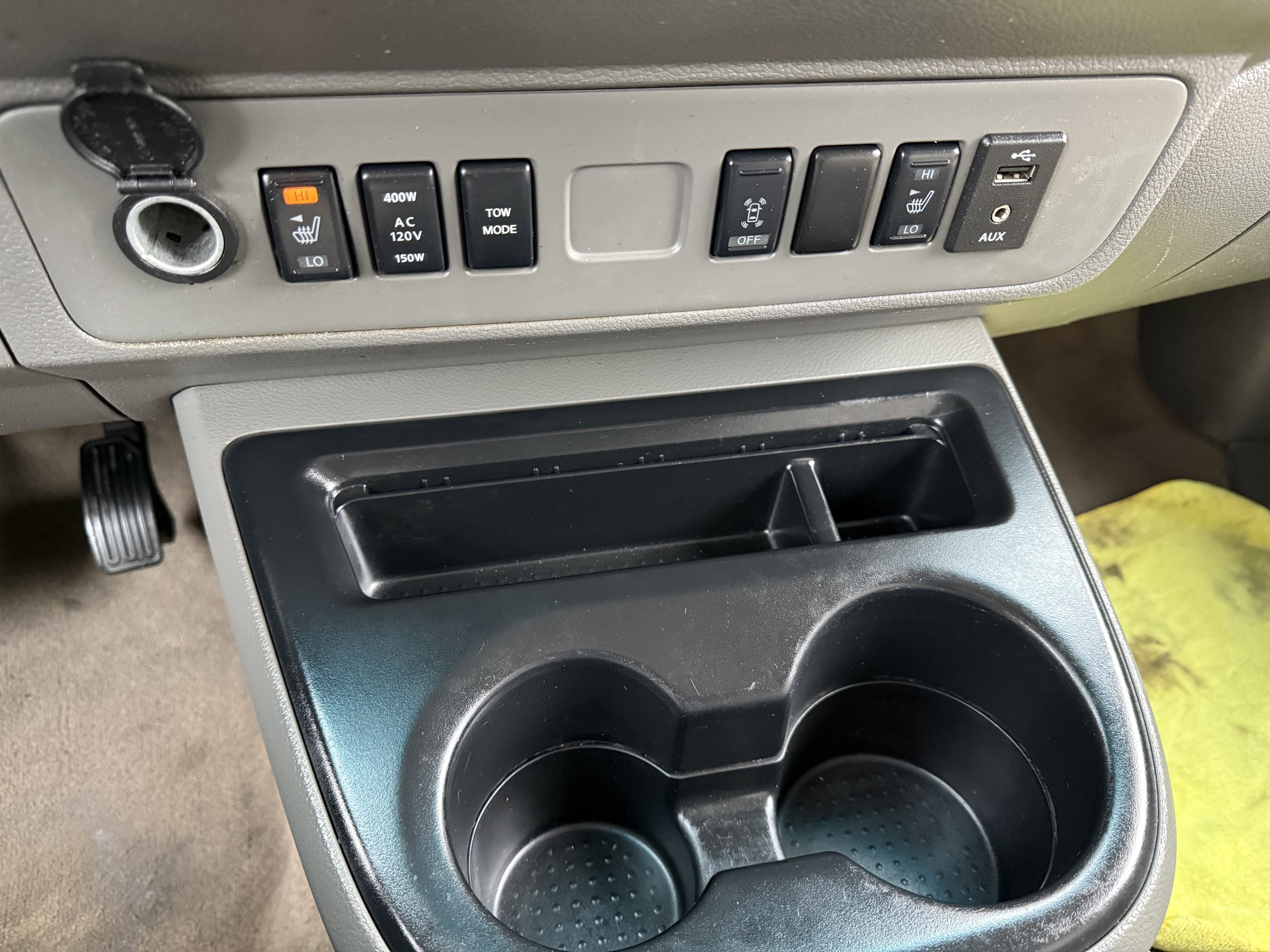 2015 Nissan NV Passenger NV3500 HD SL V8