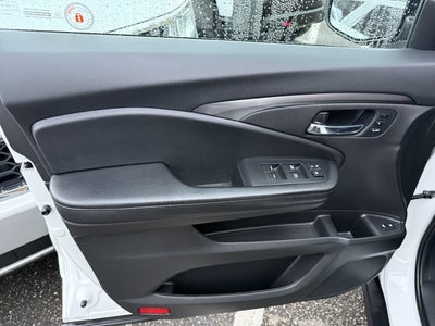 2022 Honda Pilot AWD Black Edition