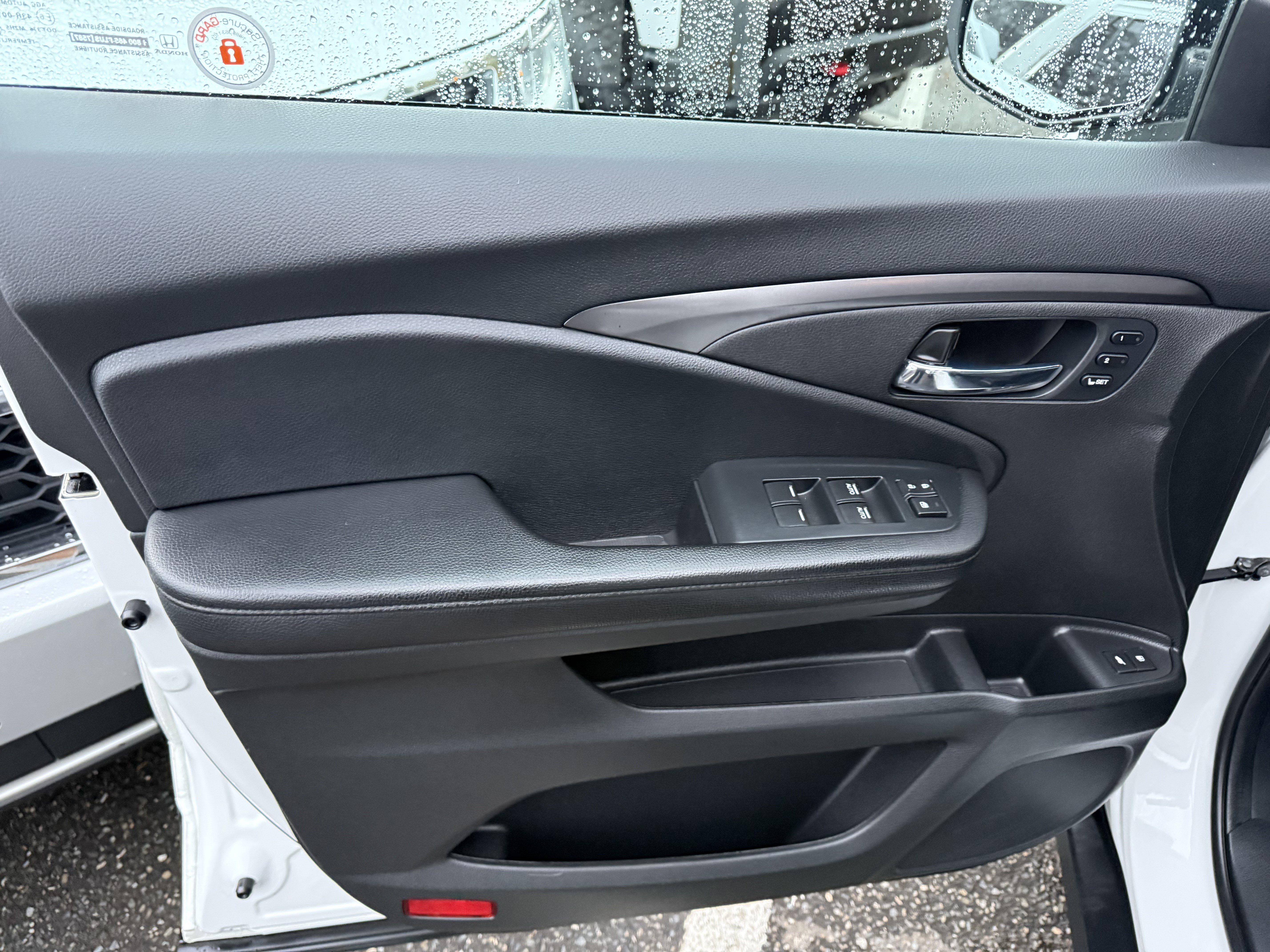 2022 Honda Pilot AWD Black Edition