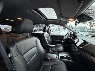 2022 Honda Pilot AWD Black Edition