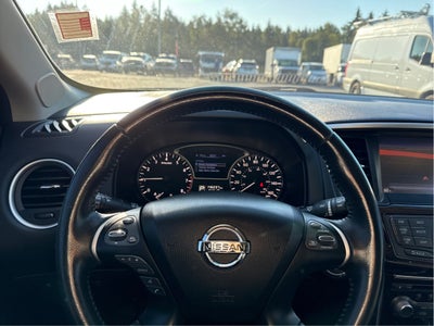 2014 Nissan Pathfinder SL