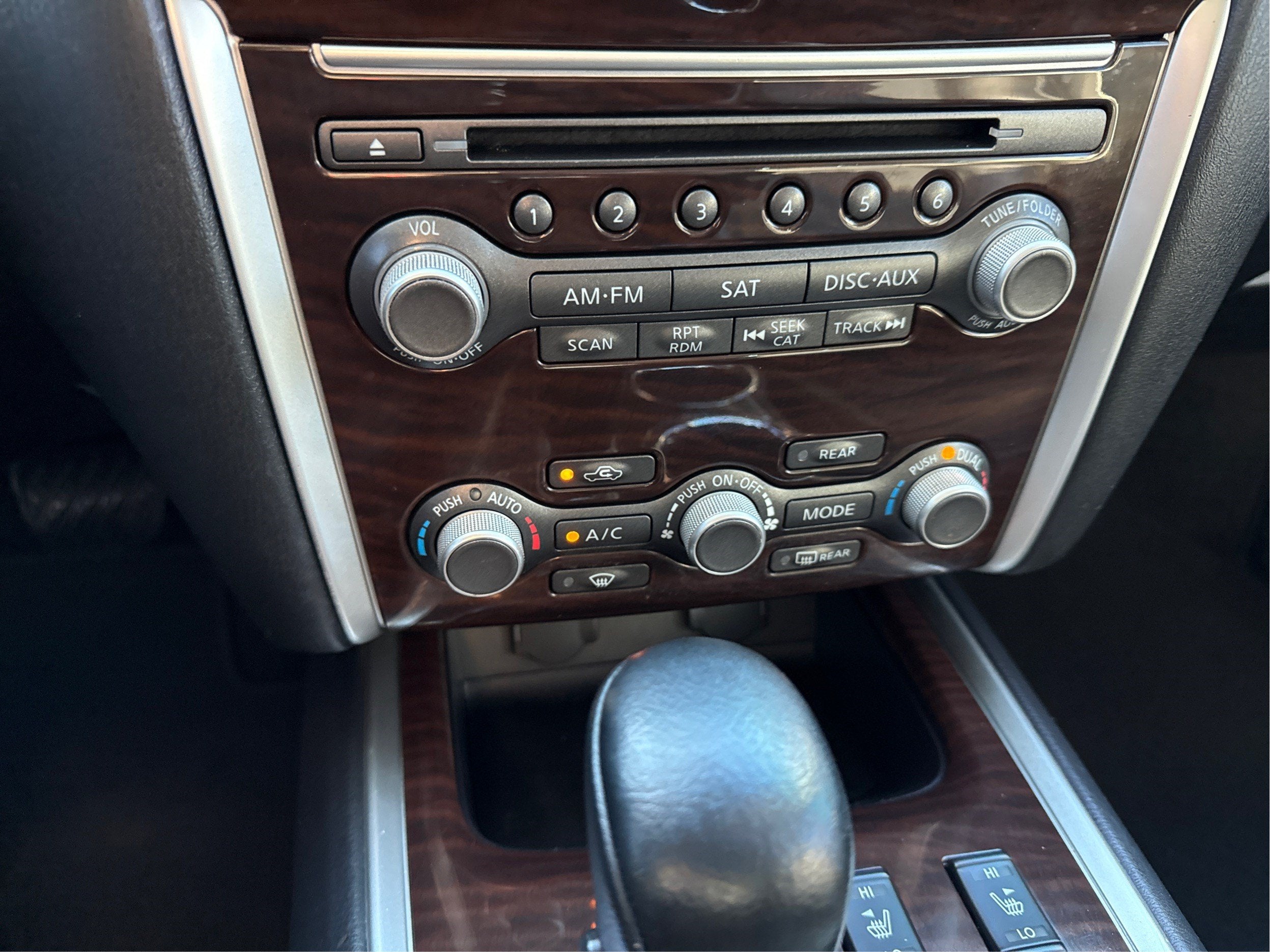 2014 Nissan Pathfinder SL