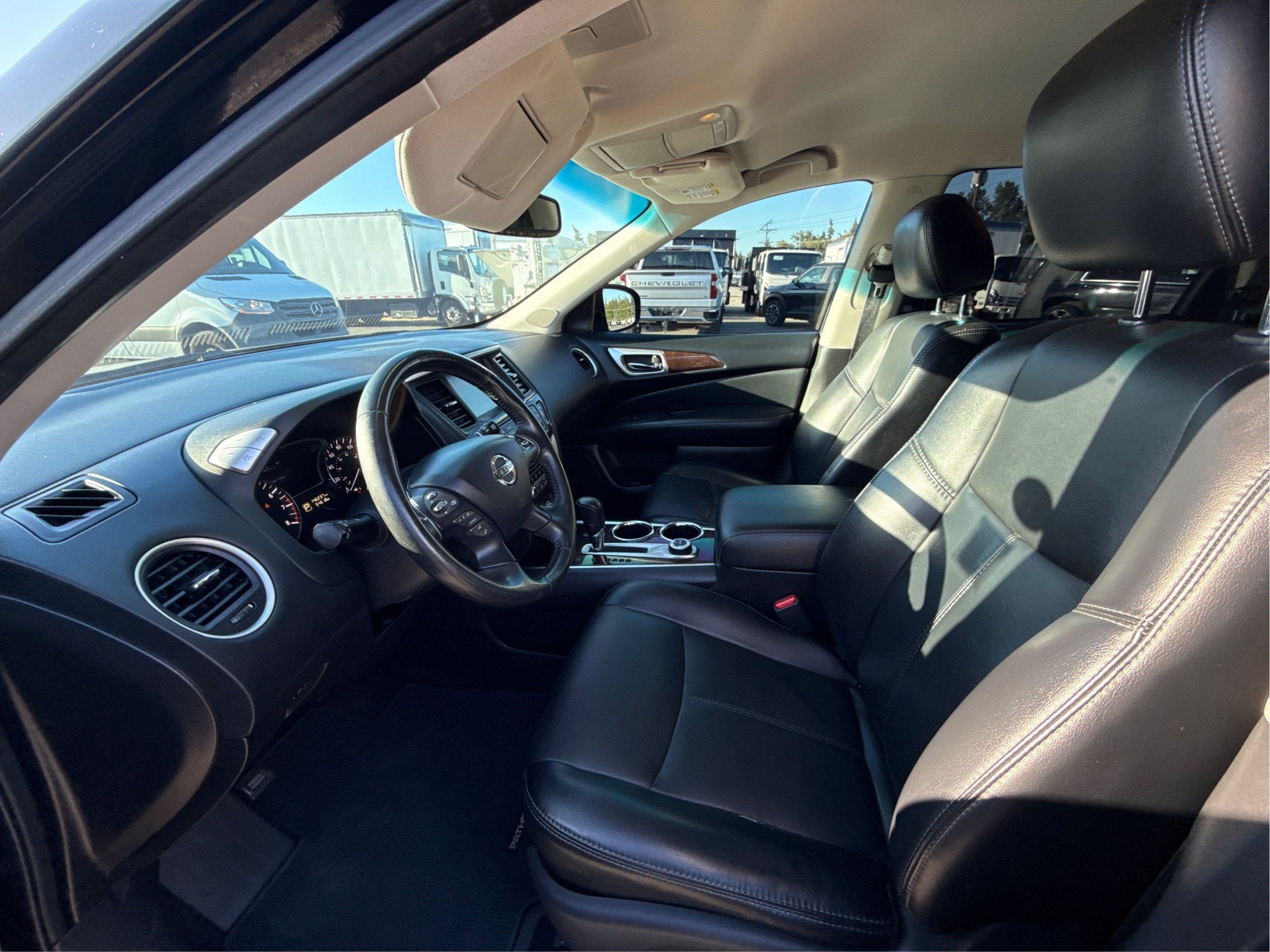 2014 Nissan Pathfinder SL
