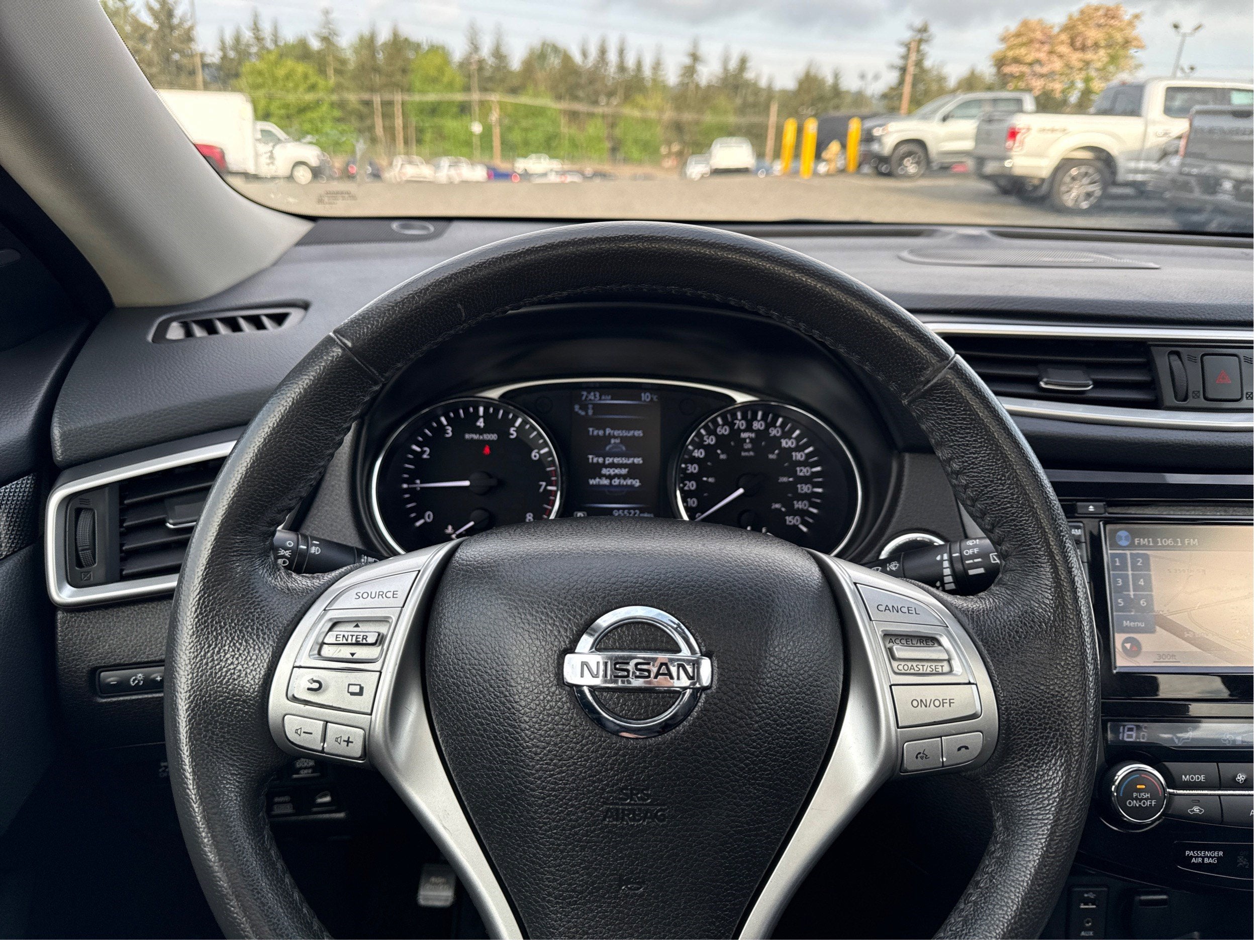 2016 Nissan Rogue SV