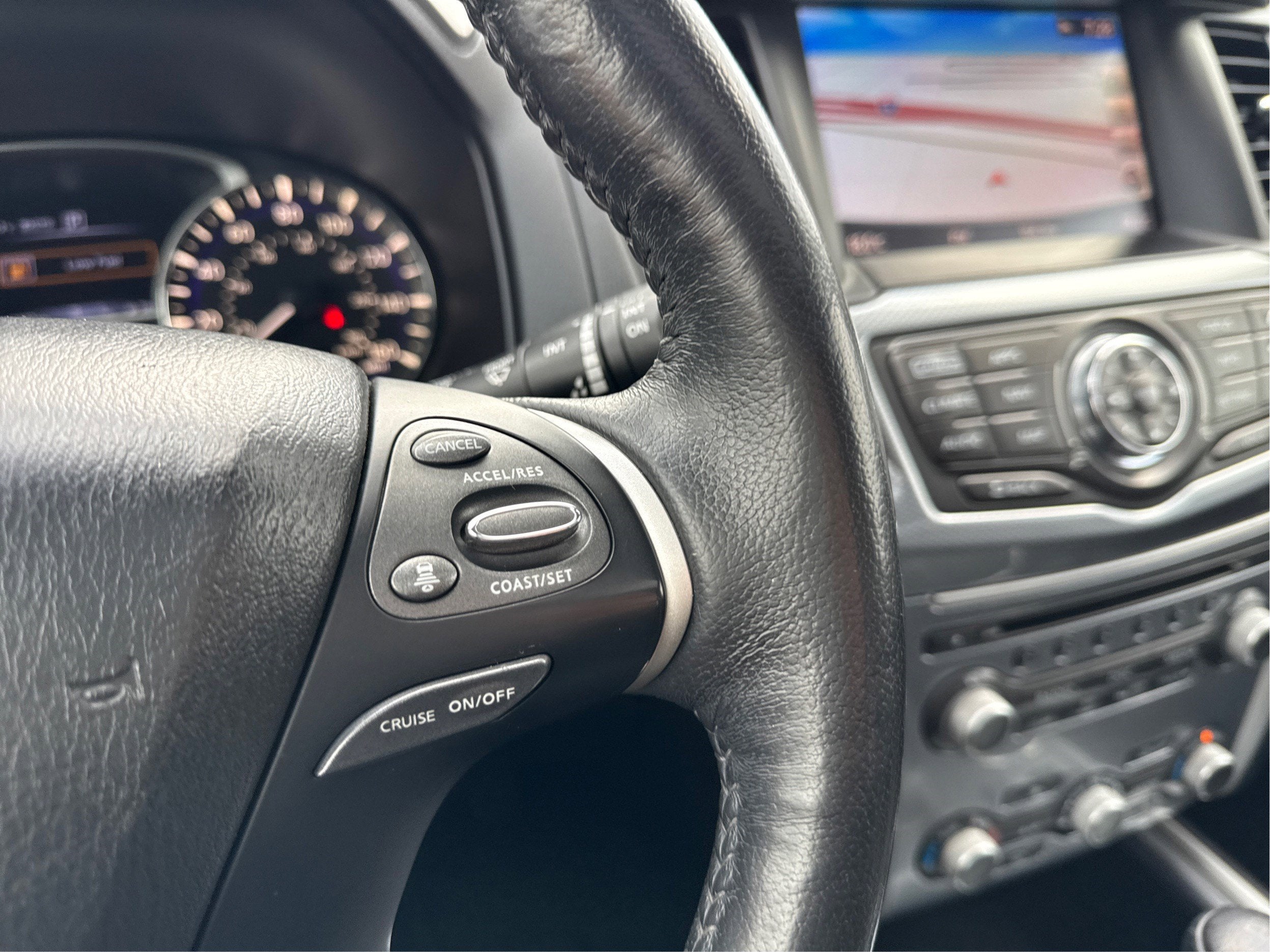2018 Nissan Pathfinder S