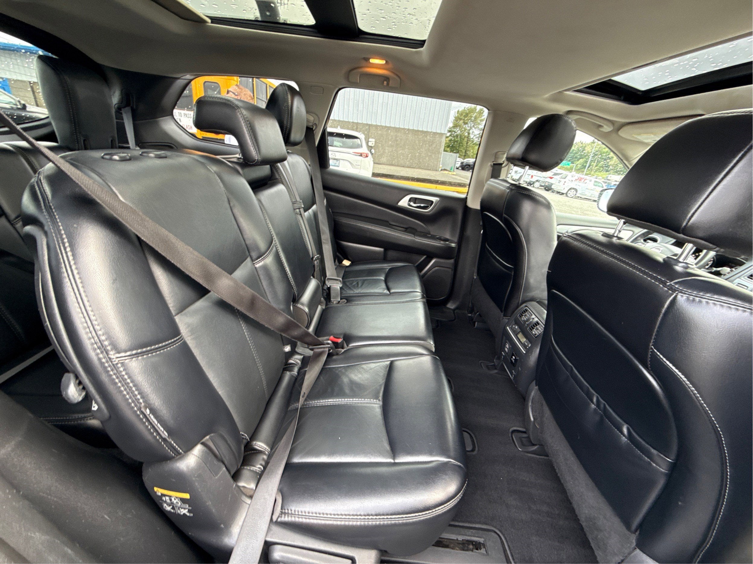 2018 Nissan Pathfinder S