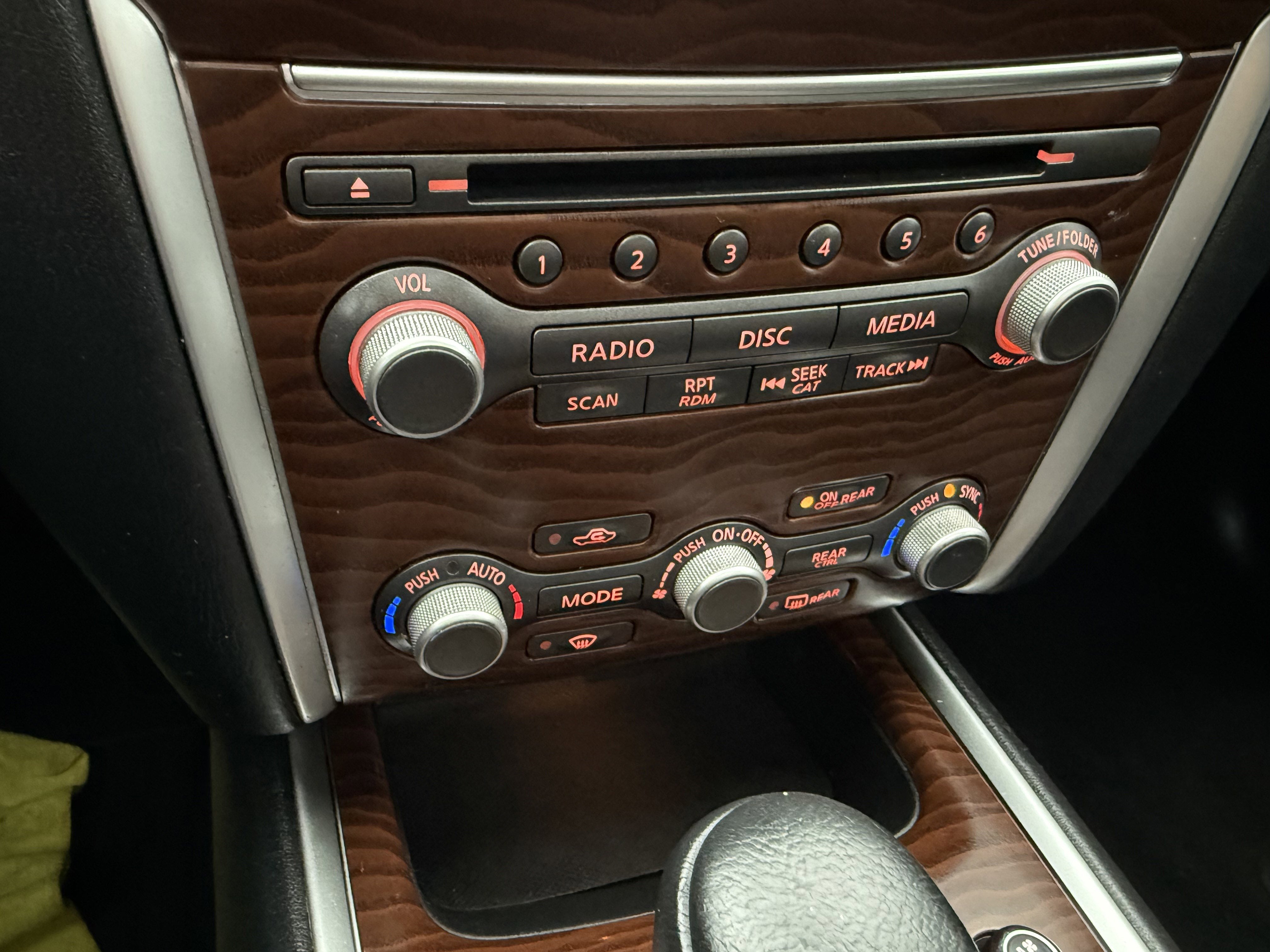 2019 Nissan Pathfinder Platinum