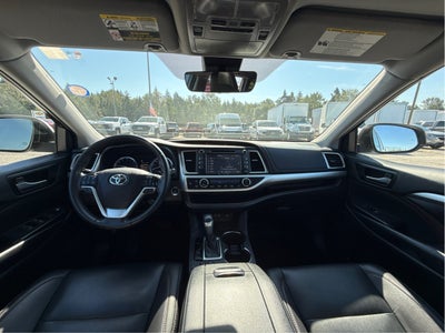 2019 Toyota Highlander SE