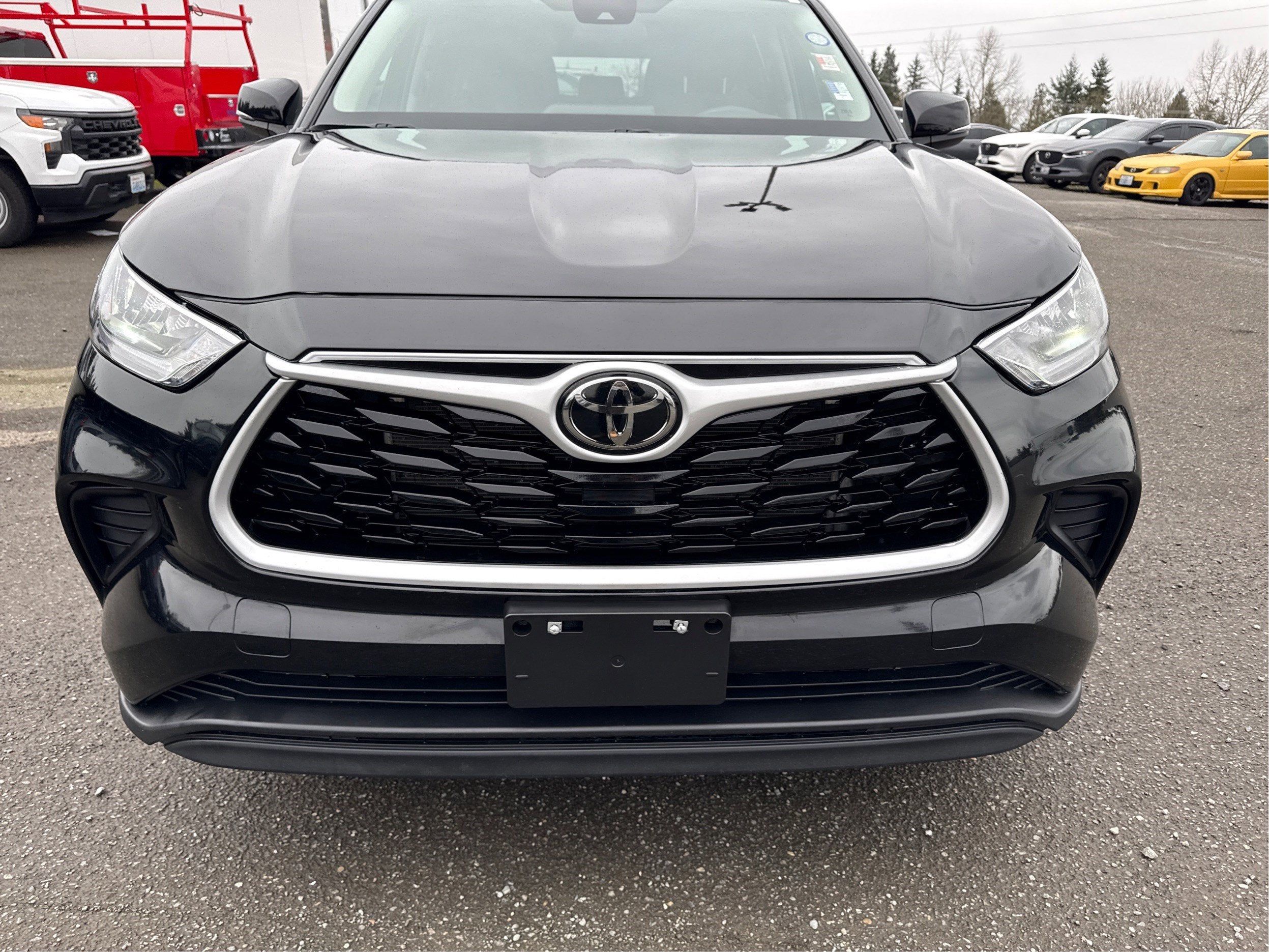 2024 Toyota Highlander LE