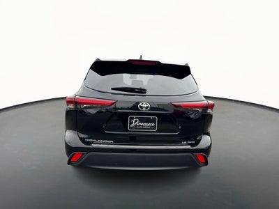2024 Toyota Highlander LE