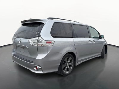 2017 Toyota Sienna SE