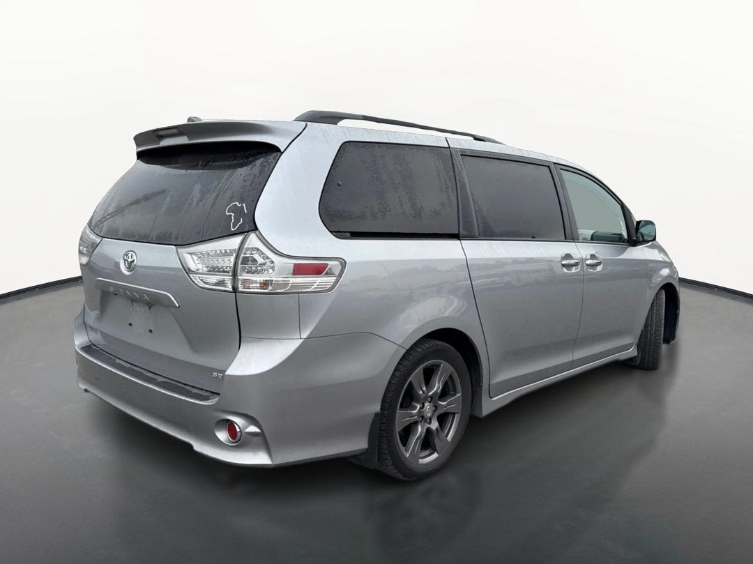 2017 Toyota Sienna SE
