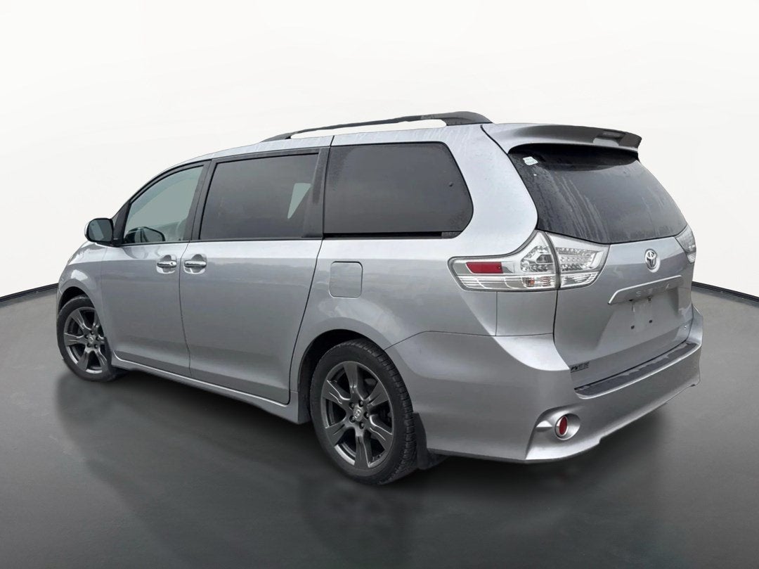 2017 Toyota Sienna SE