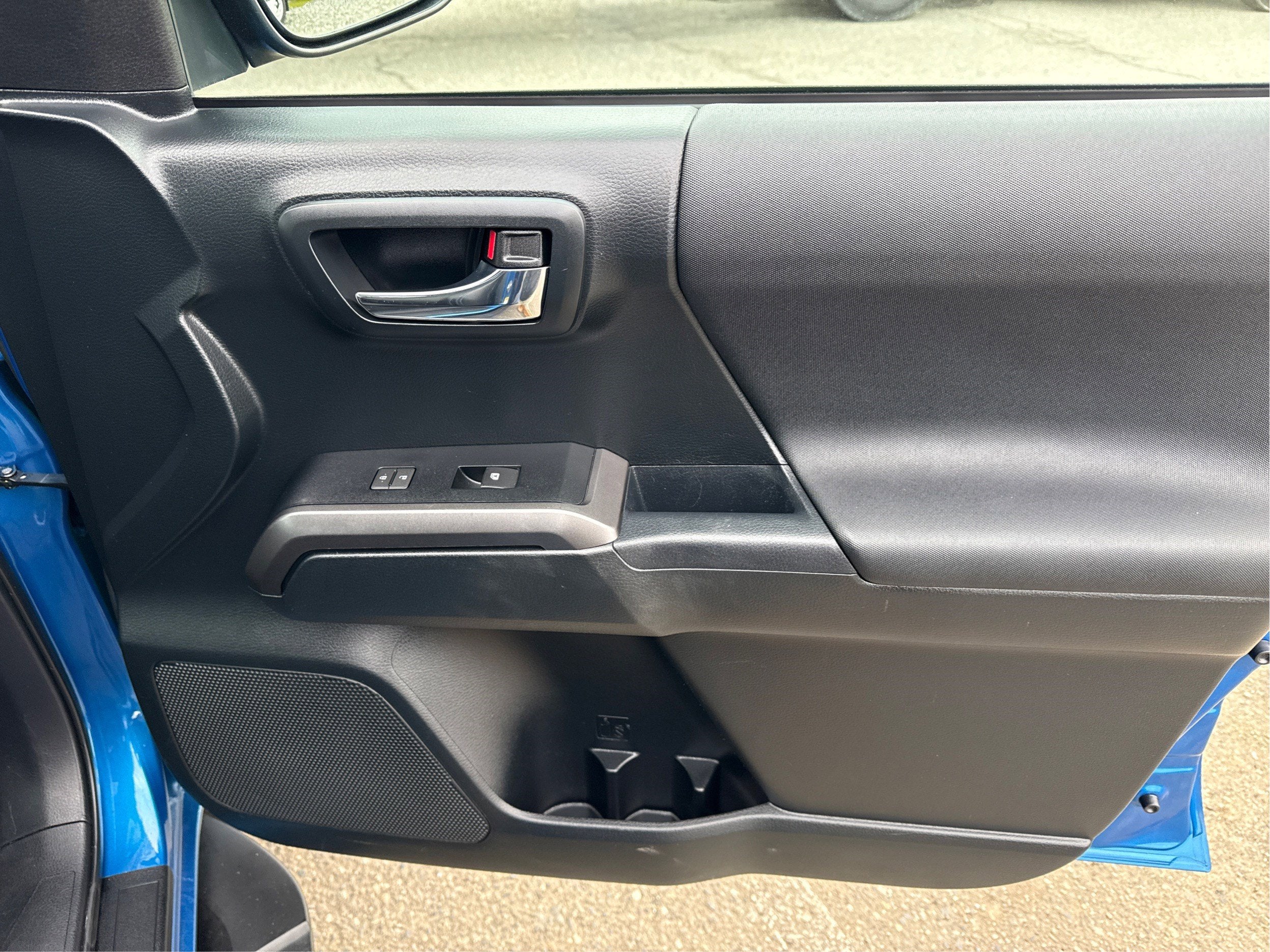 2016 Toyota Tacoma SR5