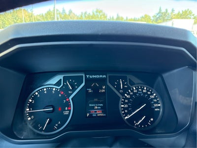 2022 Toyota Tundra 4WD SR5
