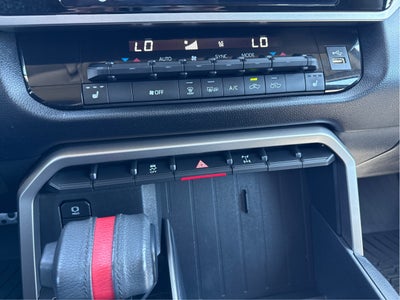 2022 Toyota Tundra 4WD SR5