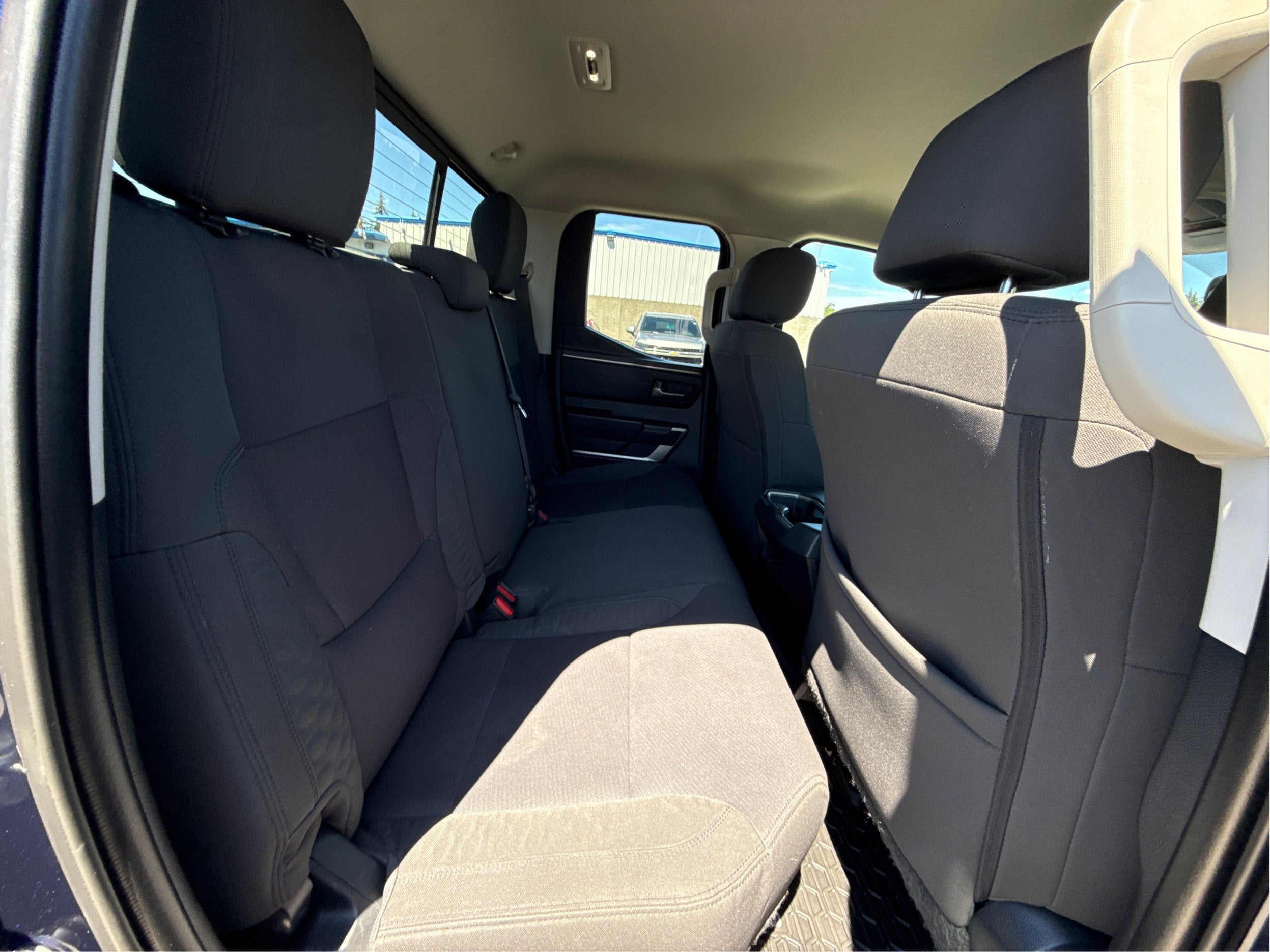 2022 Toyota Tundra 4WD SR5
