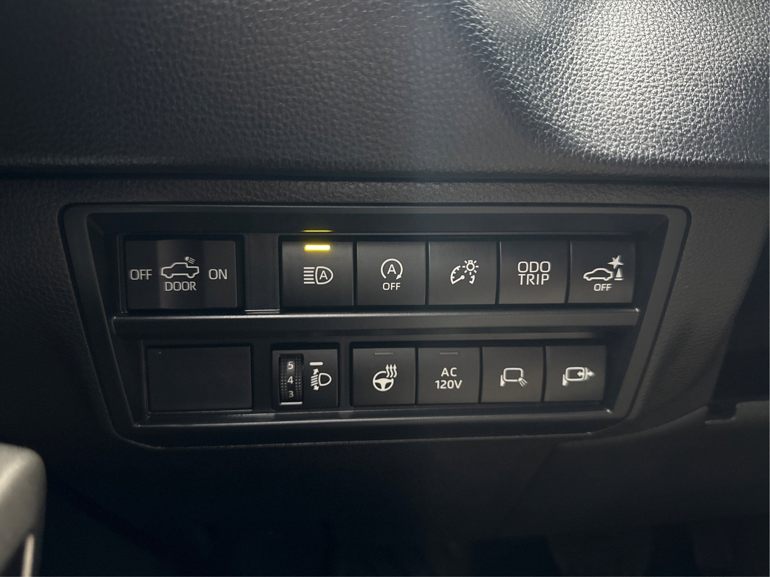 2026 Toyota Tundra SR5 CrewMax 6.5' Bed