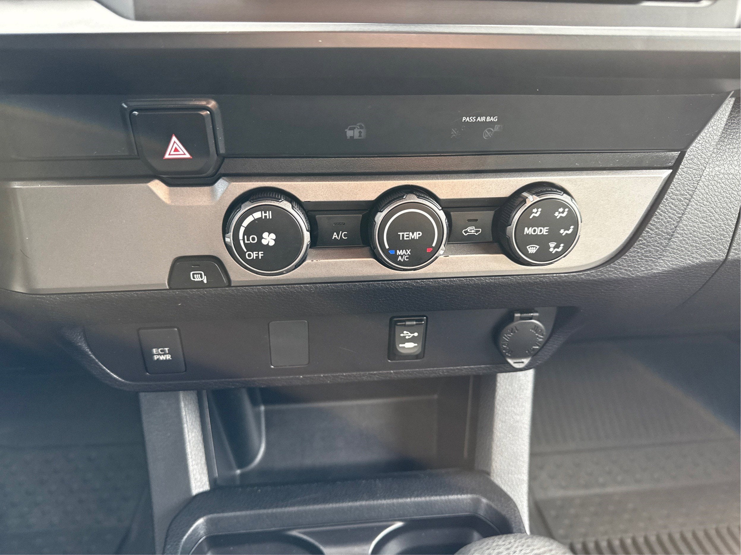 2019 Toyota Tacoma SR