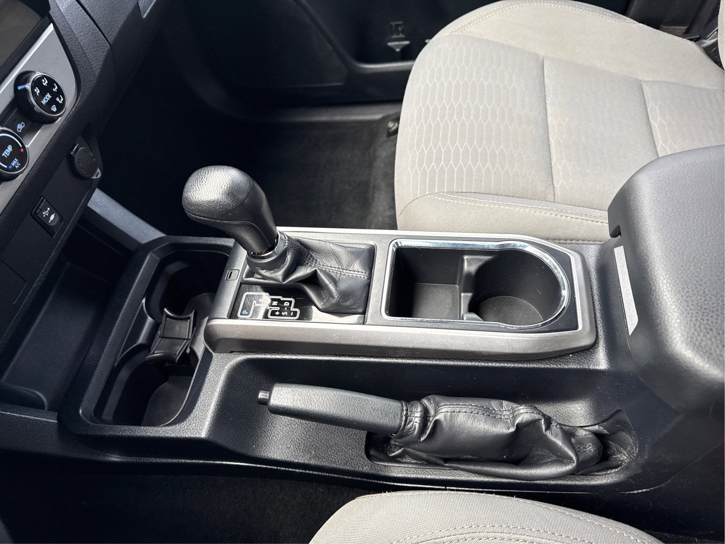 2016 Toyota Tacoma SR5 V6