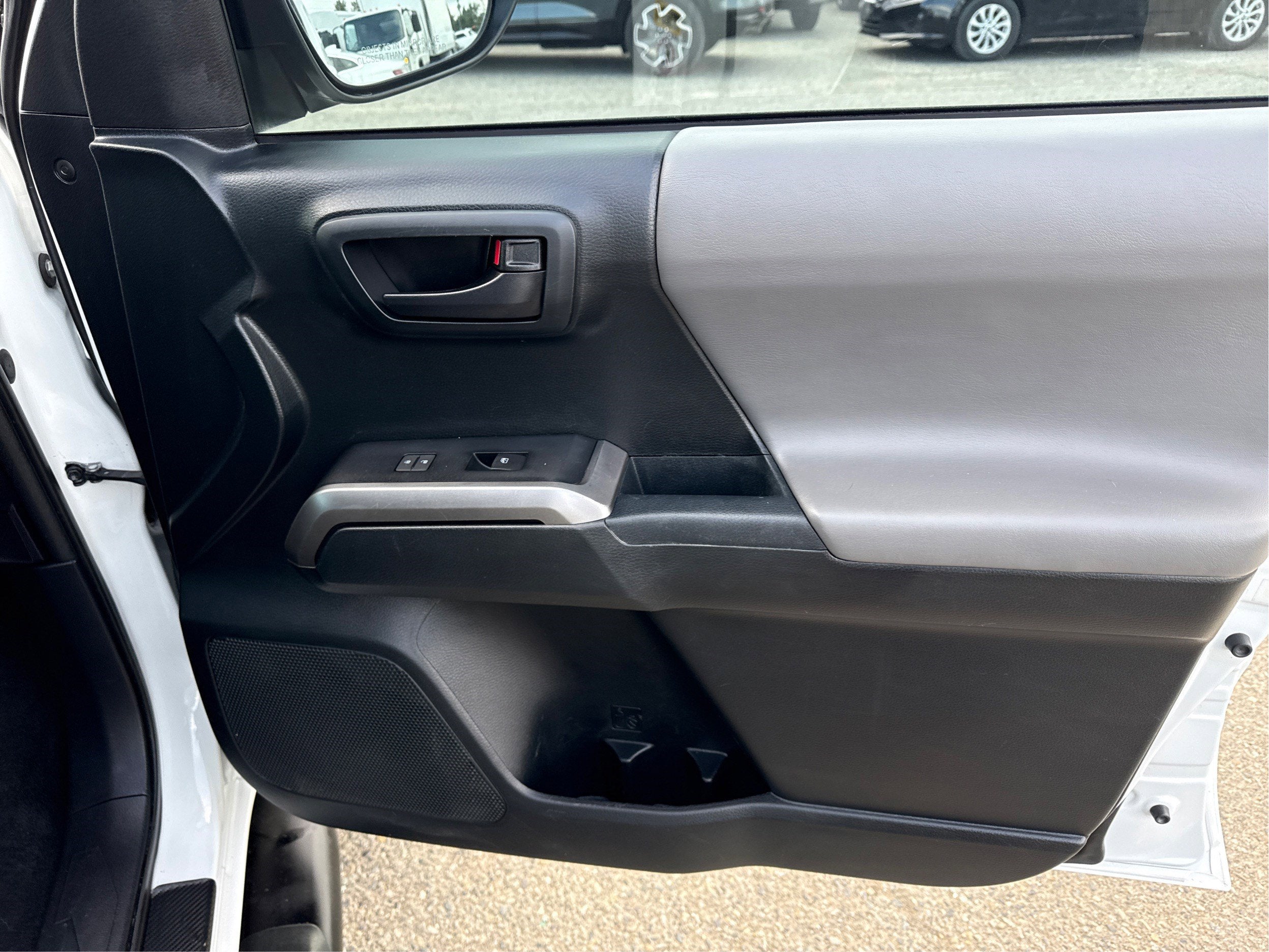 2016 Toyota Tacoma SR5 V6