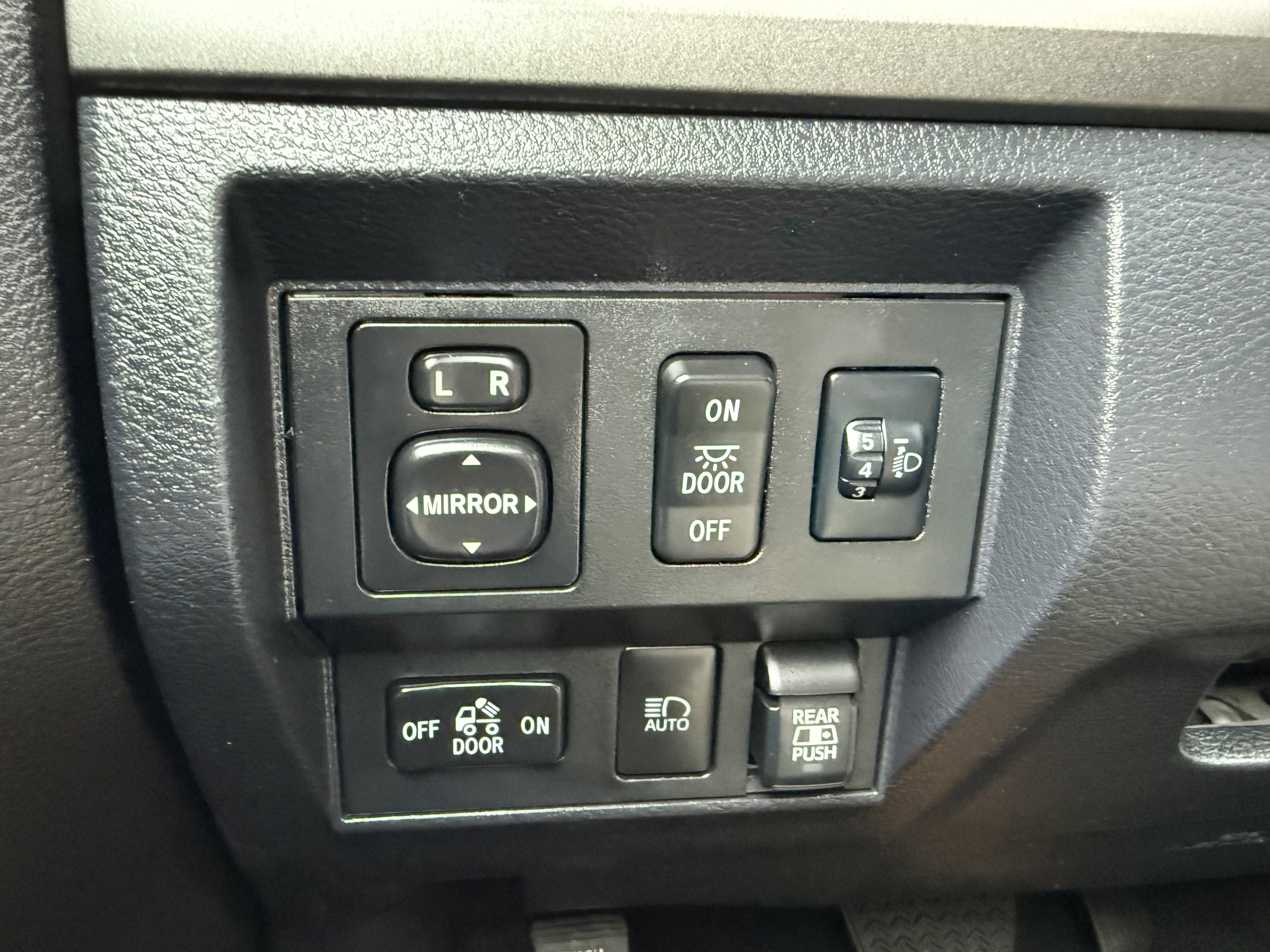 2020 Toyota Tundra SR