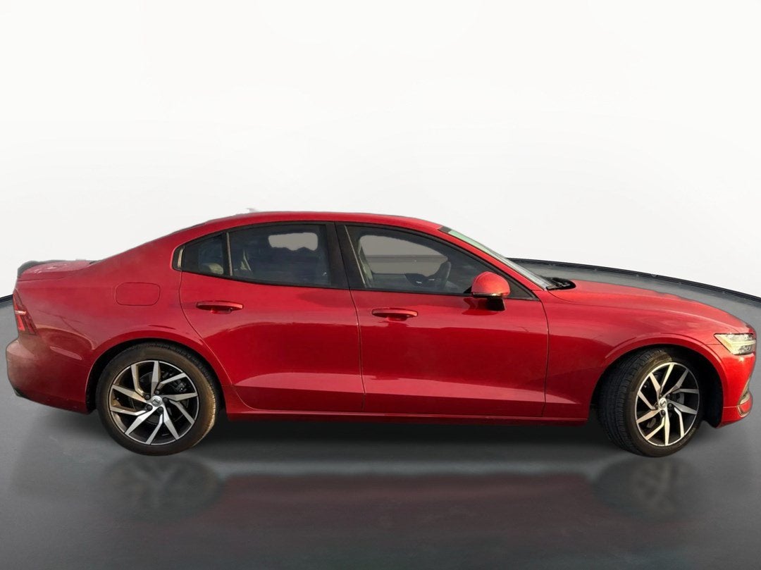 2020 Volvo S60 T5 Momentum