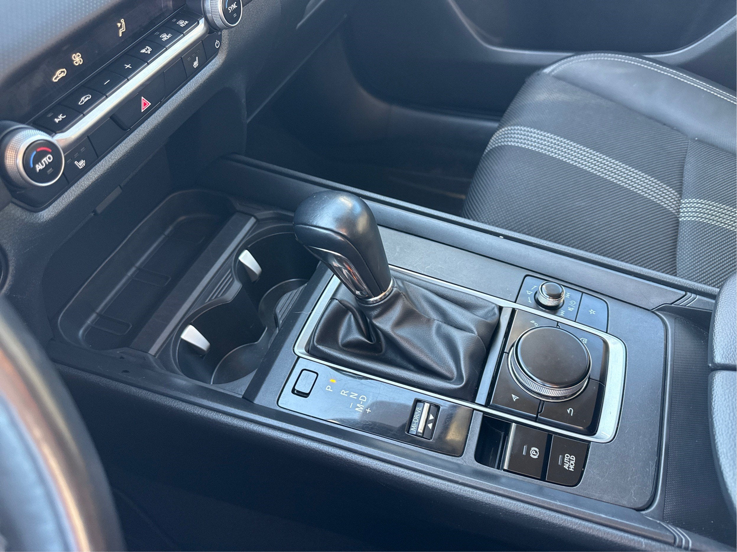 2024 Mazda Mazda CX-50 2.5 S Preferred Package