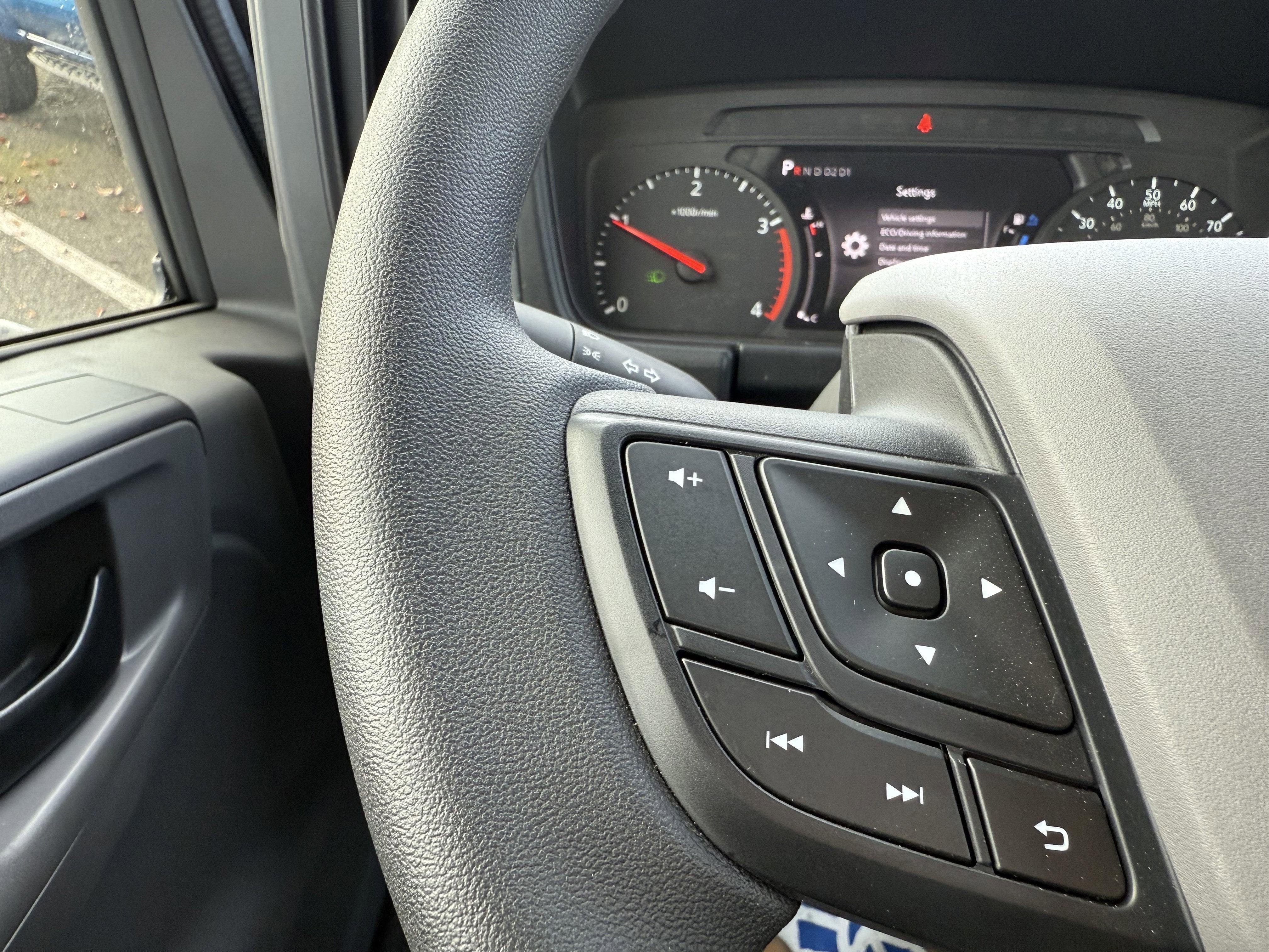 2025 Chevrolet Low Cab Forward 4500 XD 1WT