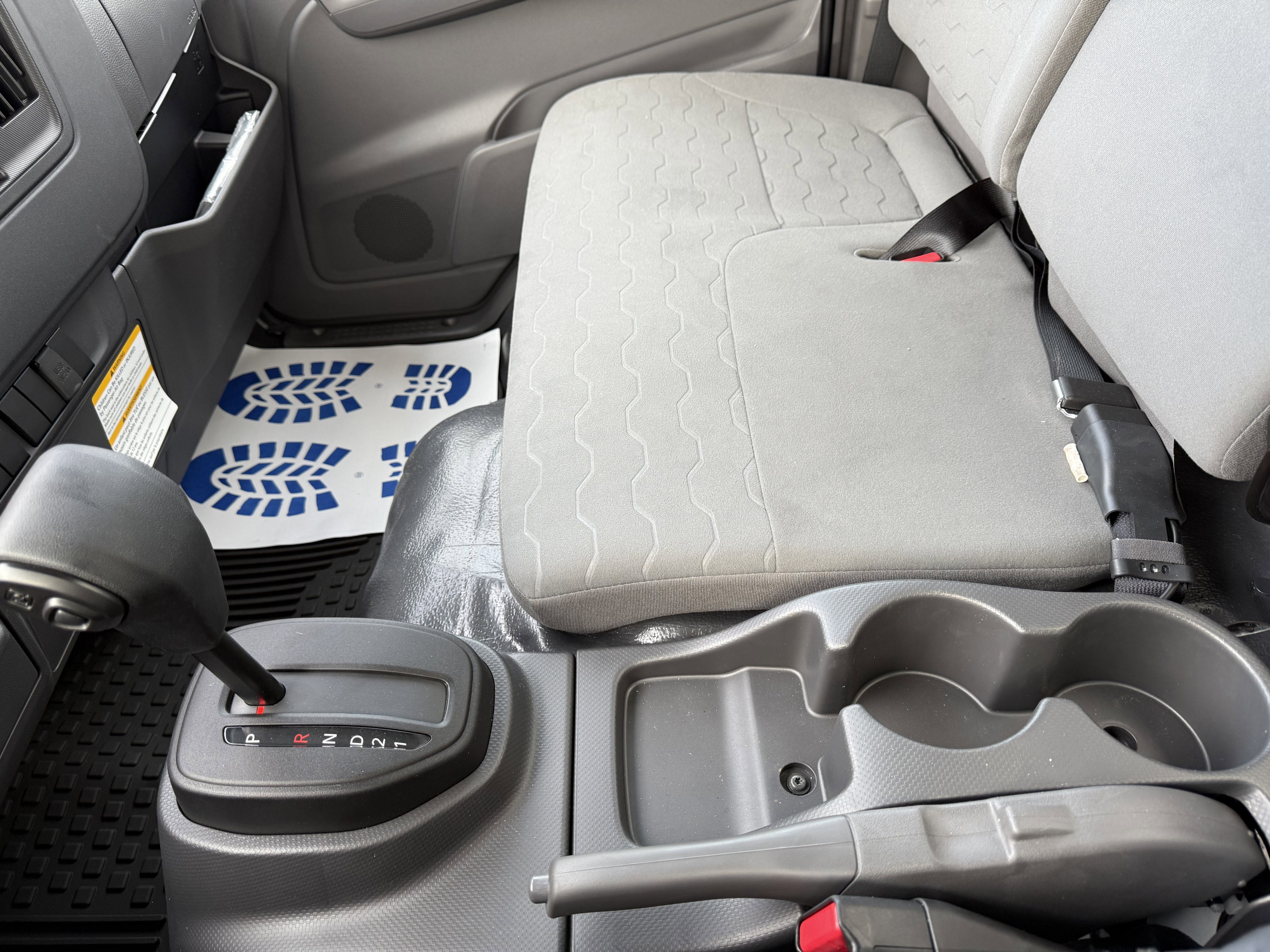 2025 Chevrolet Low Cab Forward 4500 XD 1WT