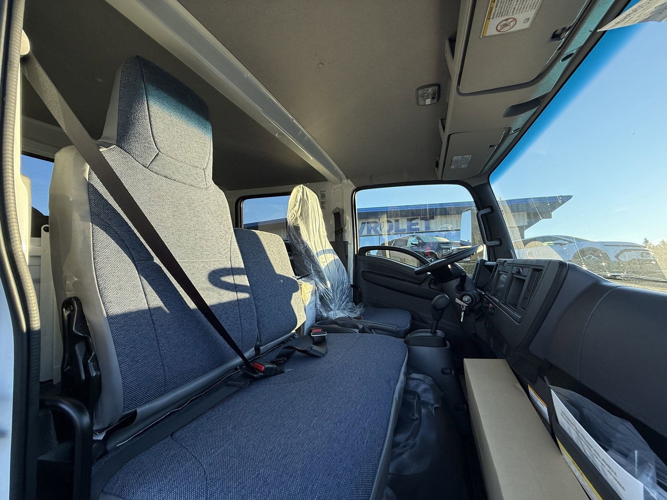 2025 Chevrolet Low Cab Forward 5500 XD Base