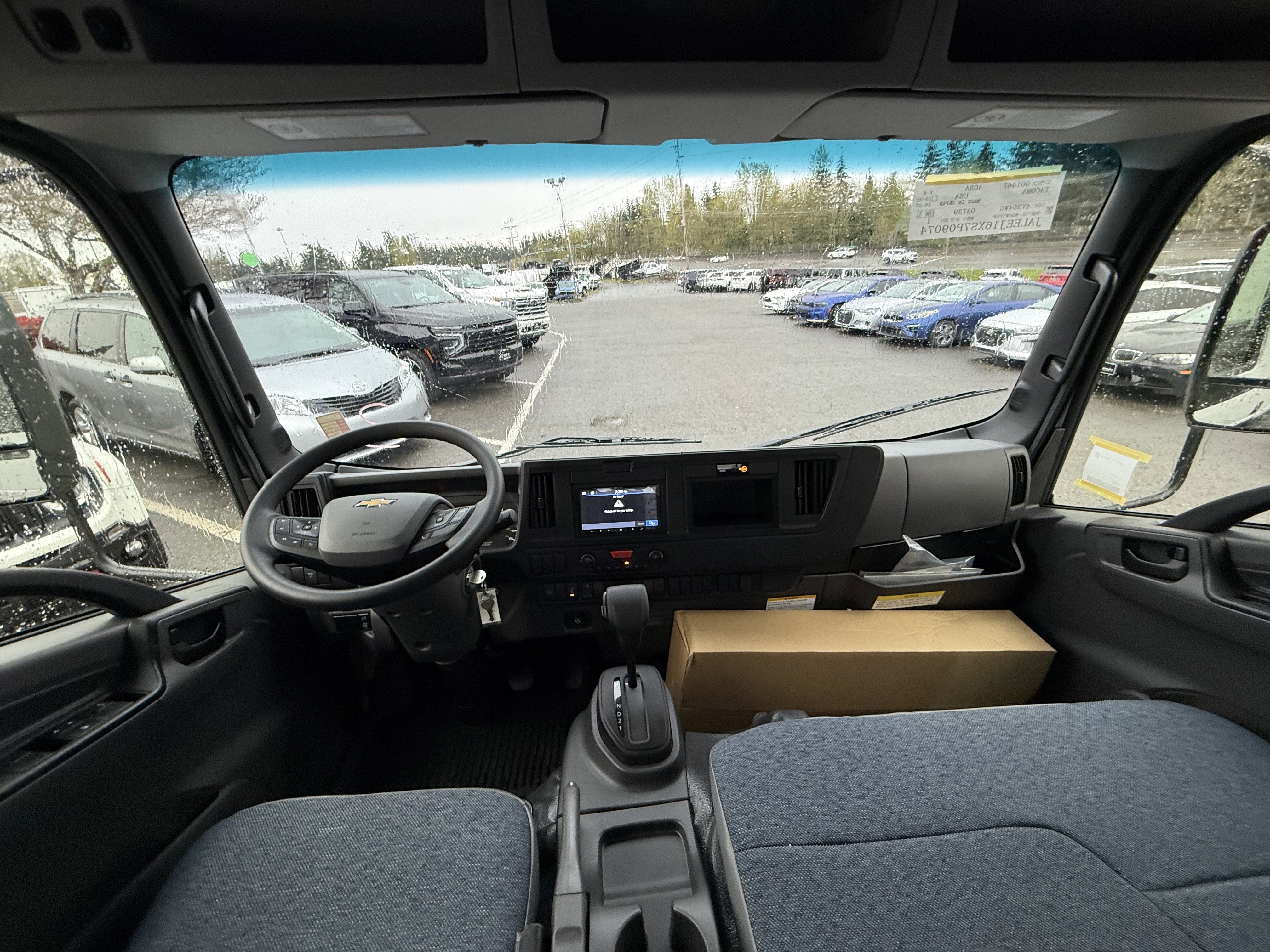 2025 Chevrolet Low Cab Forward 5500 XD Base