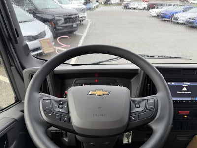 2025 Chevrolet Low Cab Forward 5500 XD Base