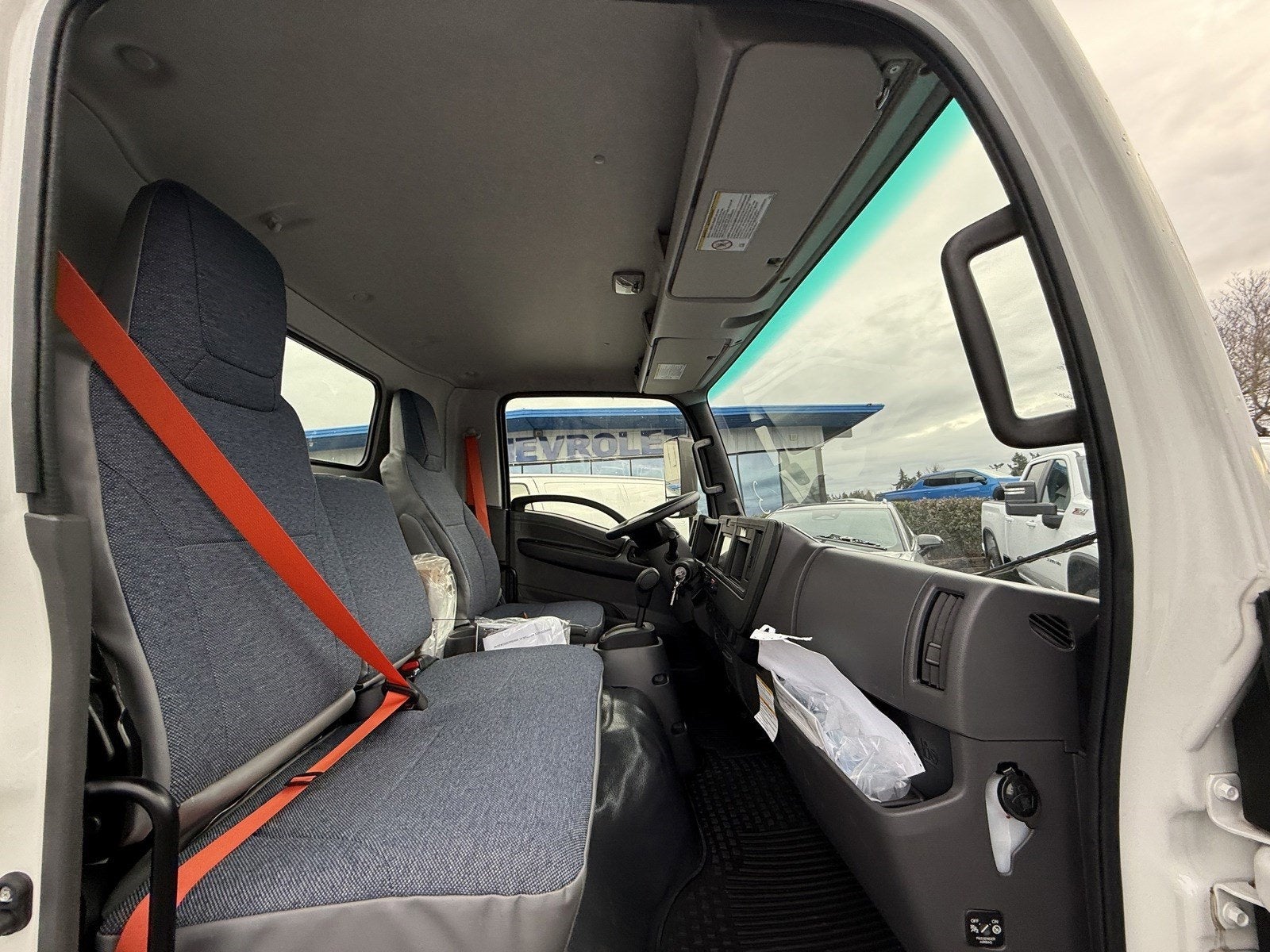 2025 Chevrolet Low Cab Forward 5500 XD Base