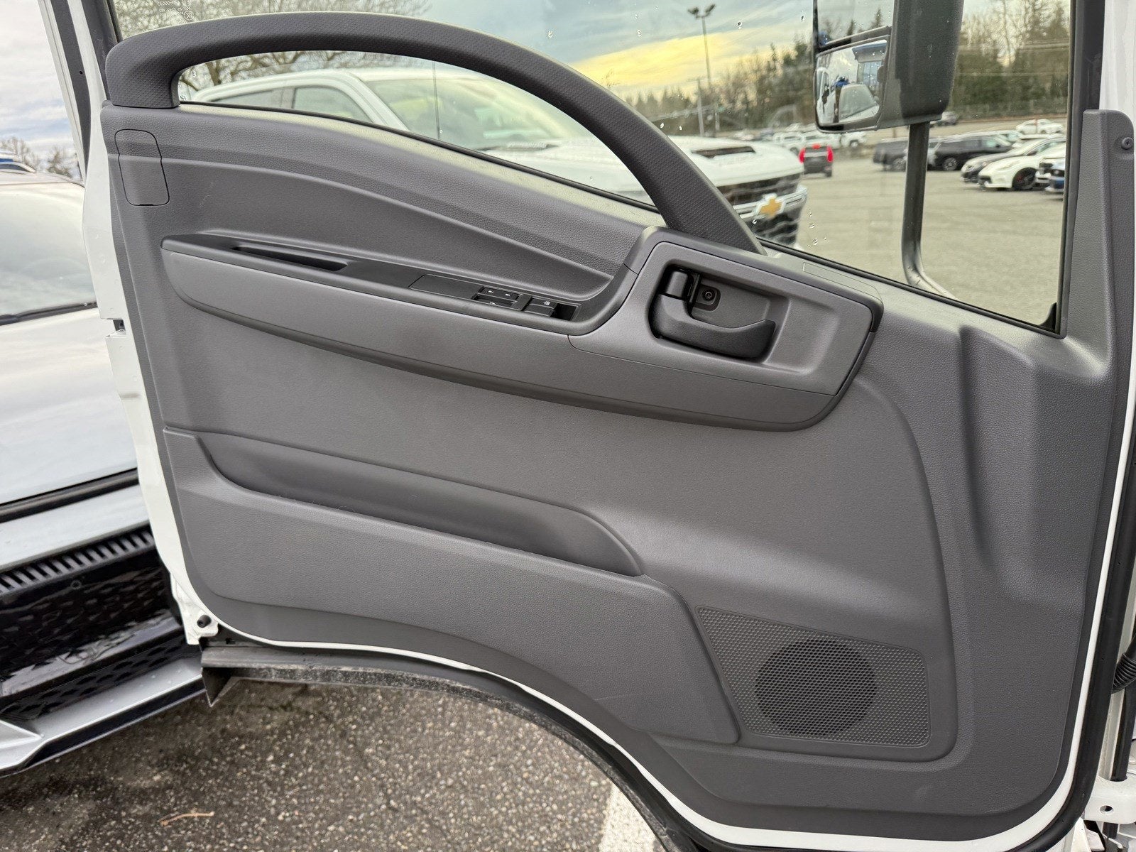 2025 Chevrolet Low Cab Forward 5500 XD Base