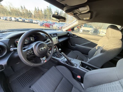 2023 Toyota GR86 2DR MT